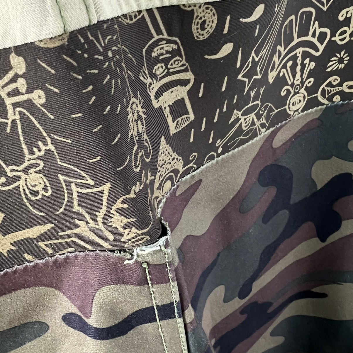 O'Neill Vintage Y2K O’Neill Big Logo Camo Surf Style Shorts Size US 34 / EU 50 - 7 Thumbnail
