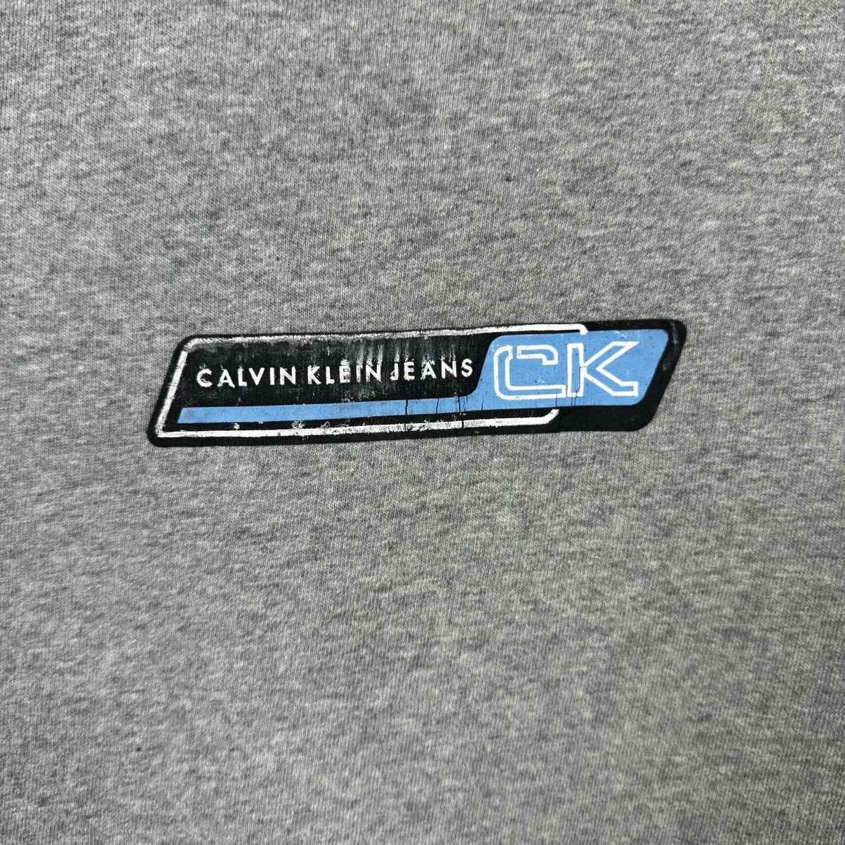 Calvin Klein × Vintage Vintage Calvin Klein T shirt Oversized Relaxed Gray Sz L Size US L / EU 52-54 / 3 - 21 Thumbnail