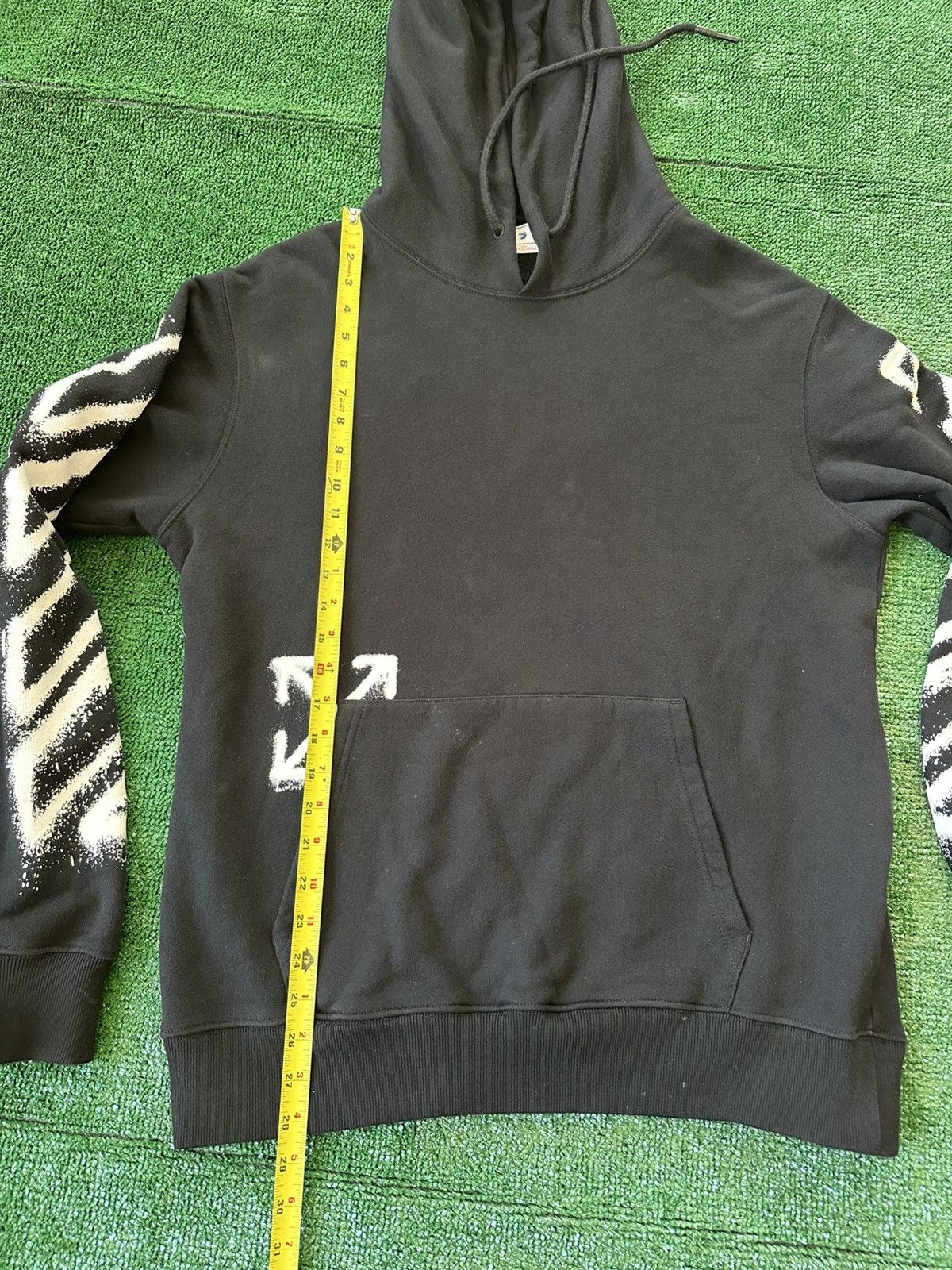 Other Off White SS22 Black Logo Arrows Hoodie Size Medium Used Size US M / EU 48-50 / 2 - 13 Thumbnail