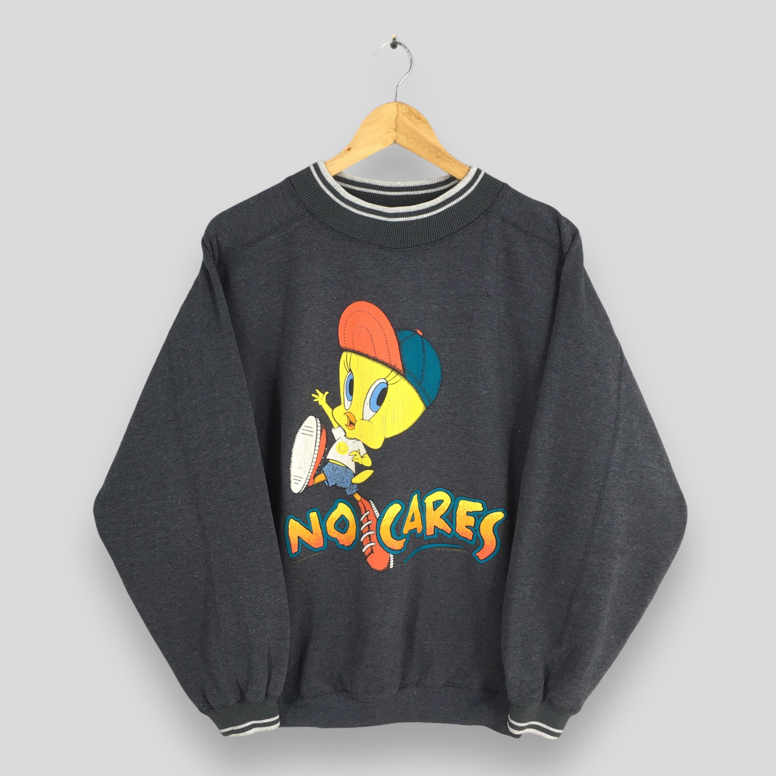 Vintage 90s Tweety Bird Looney Tunes Gray Sweatshirt Medium