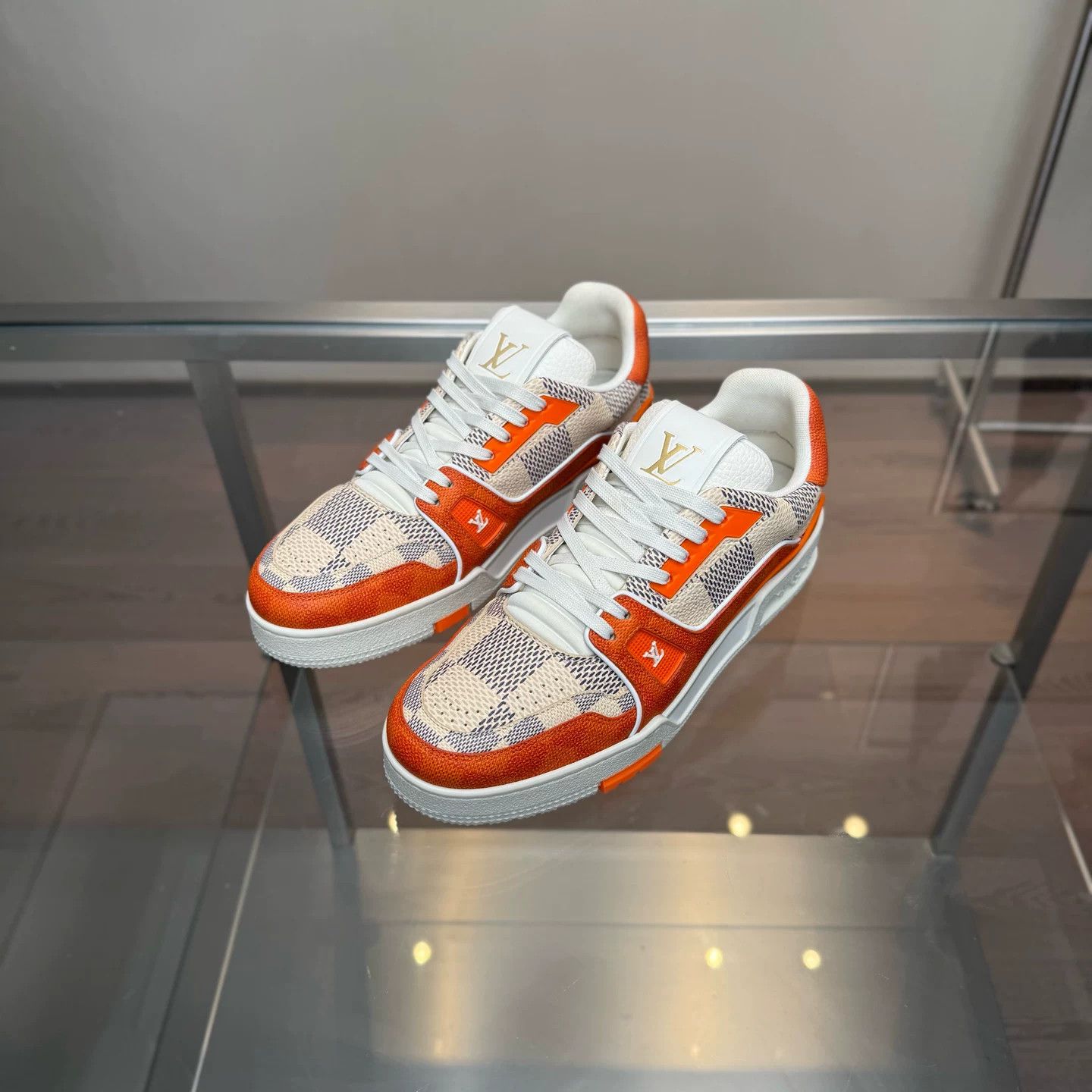 Louis Vuitton Louis Vuitton LV TRAINER White Orange Size US 8.5 / EU 41-42 - 1 Thumbnail
