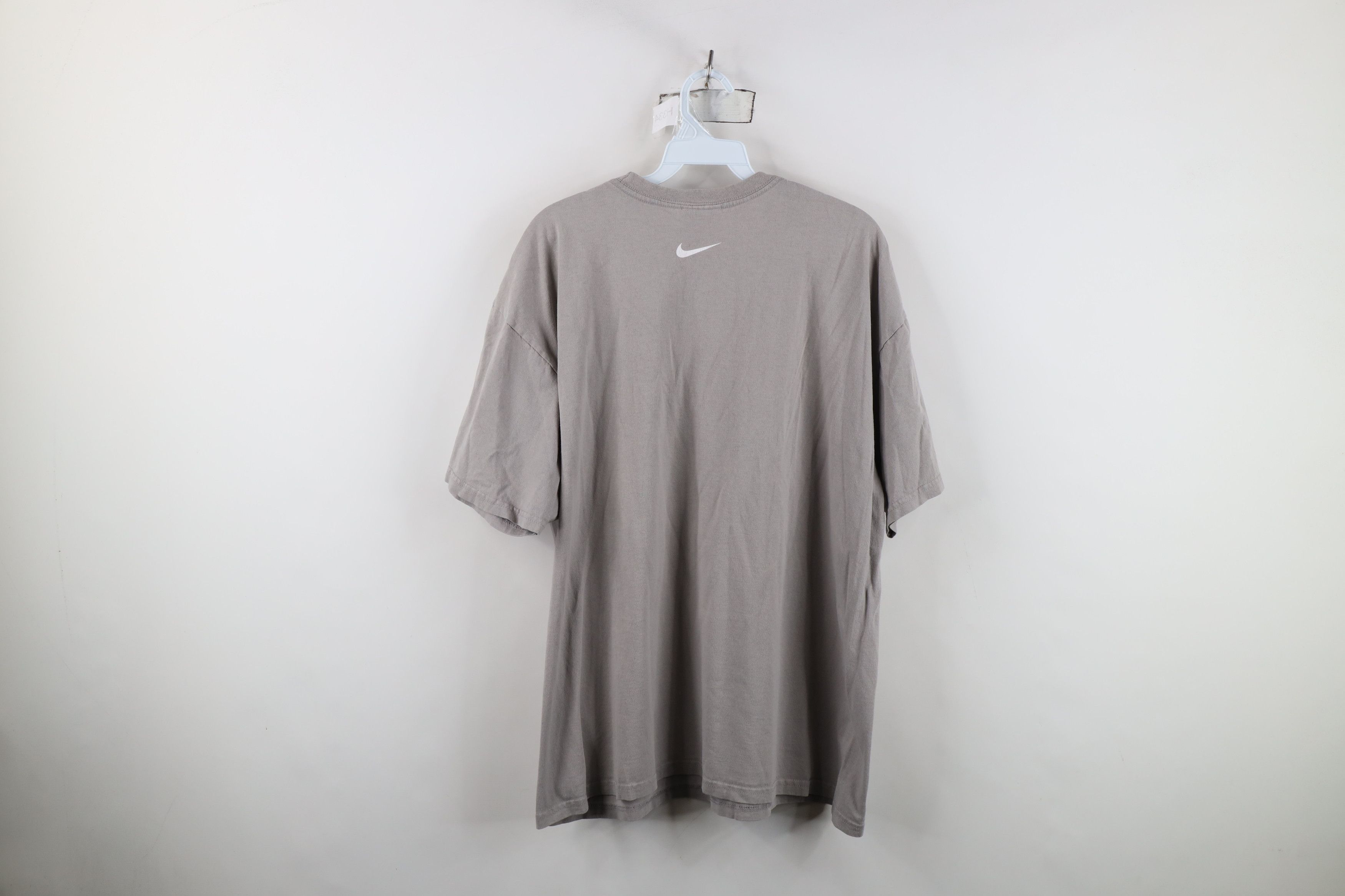 Nike Vintage Nike Scott Center Swoosh Tribal Sun Burst T-Shirt Size US XL / EU 56 / 4 - 13 Thumbnail