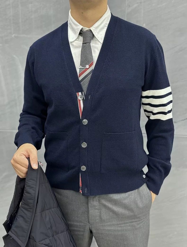 Thom Browne Thom BrowneClassic wool cardigan jacket 2503-Nextarrow Size US XL / EU 56 / 4 - 7 Thumbnail