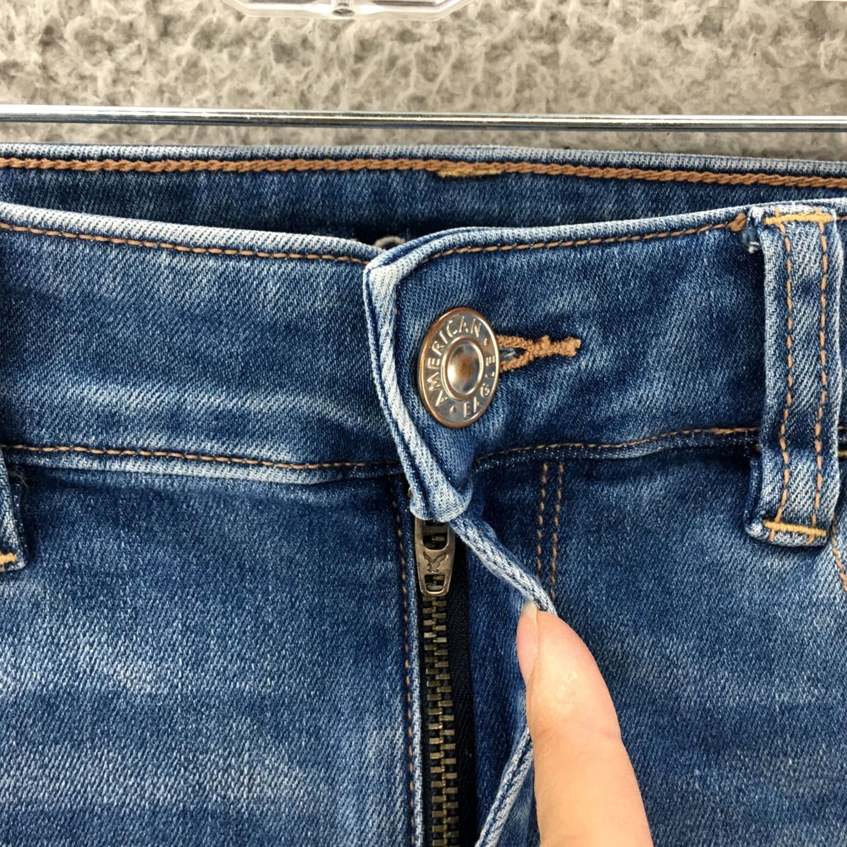 American Eagle Outfitters American Eagle Outfitters Jegging Jeans Womens 2S Blue Denim Zip Regular Inseam 27 in Classic Stretch Hi-Rise Next Level Size 26" / US 2 / IT 38 - 4 Thumbnail