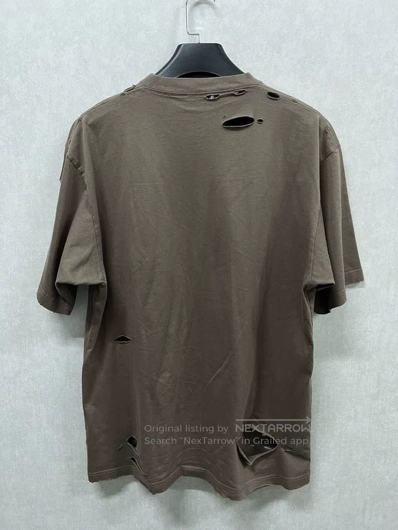 Balenciaga Balenciaga Brown Large Hole Crack Logo Short Sleeve Size US XXS / EU 40 - 2 Thumbnail