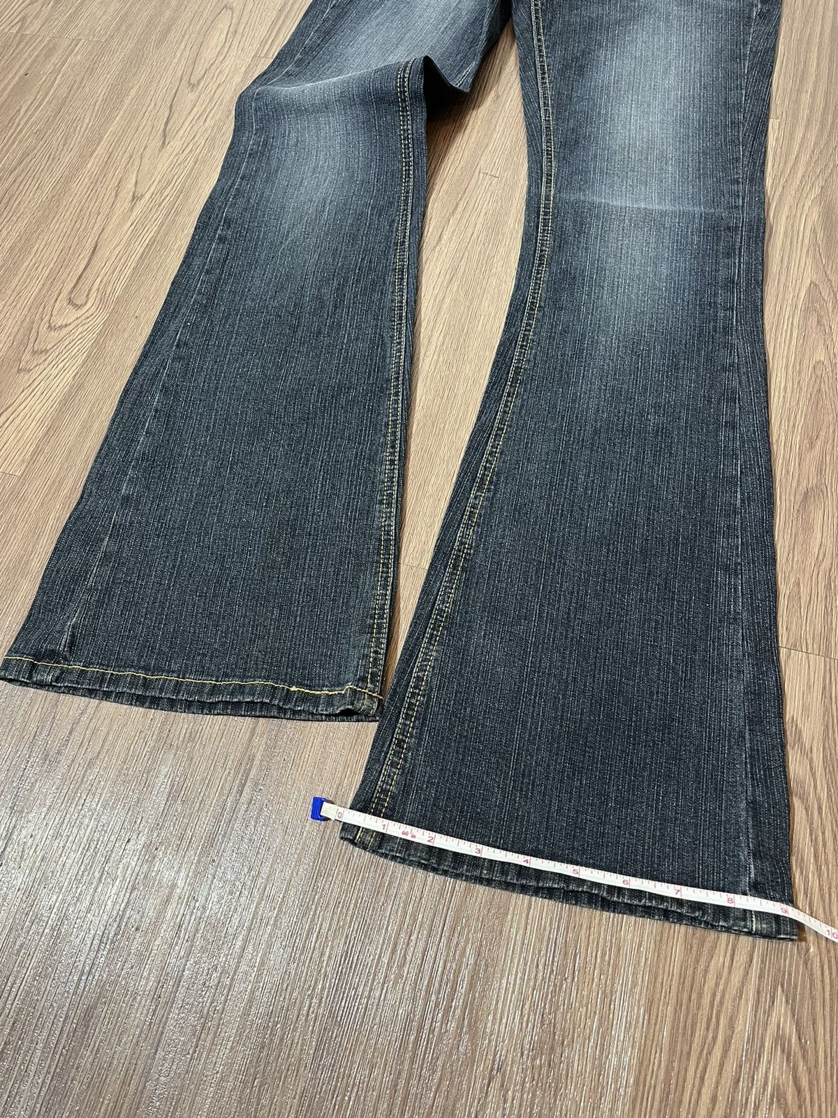 If Six Was Nine × Japanese Brand × Tornado Mart Daily Topics Japan Flared Bush Jeans Size US 29 - 17 Thumbnail