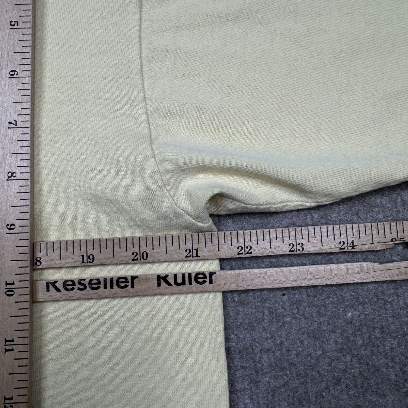 Calvin Klein Calvin Klein Men's Shirt M Yellow Short Sleeve Crew Neck Graphic Tee VTG Size US M / EU 48-50 / 2 - 6 Thumbnail