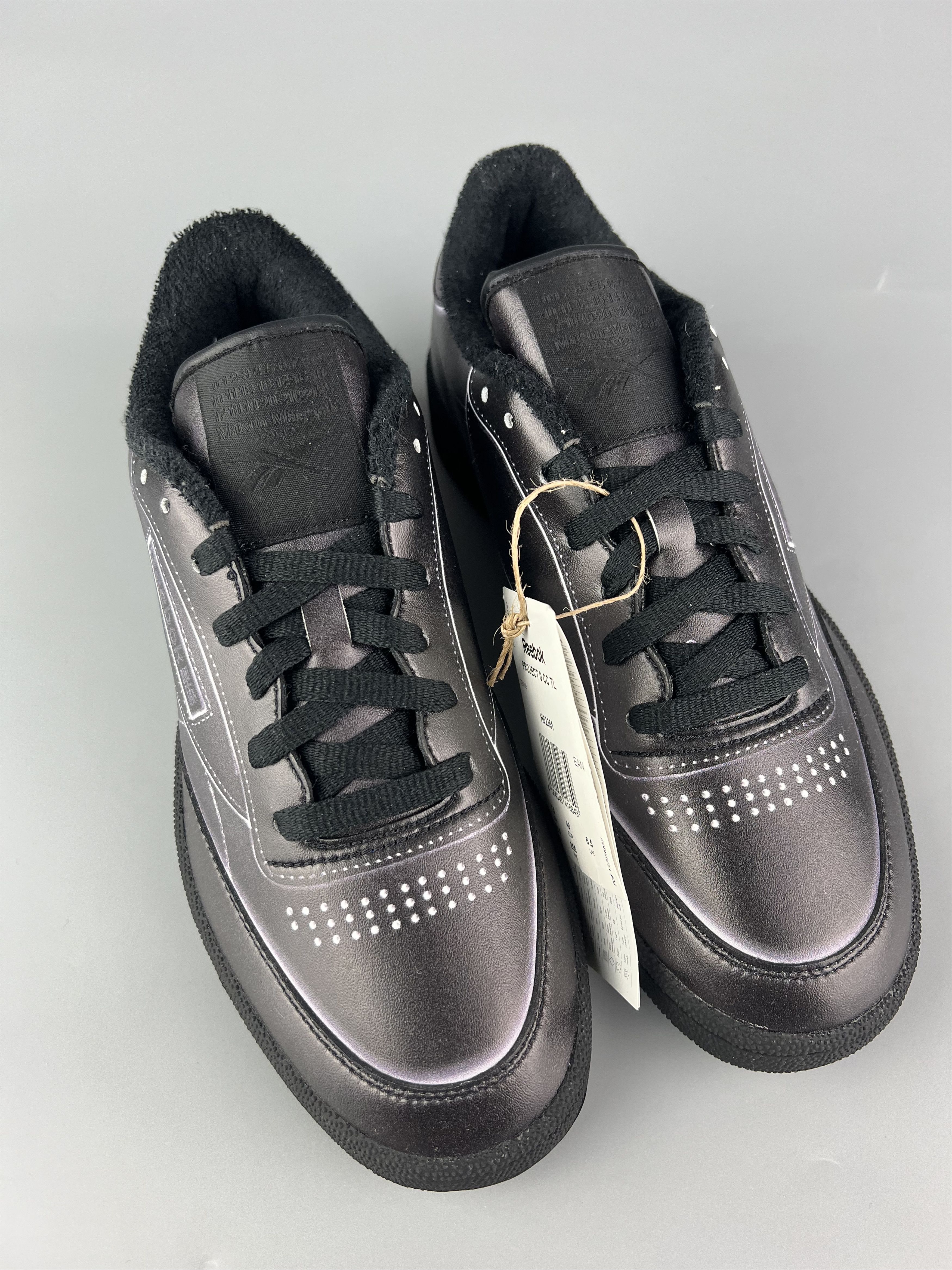 Maison Margiela × Reebok Maison Margiela x Reebok Club C Leather Sneakers Size US 6 / EU 39 - 4 Thumbnail