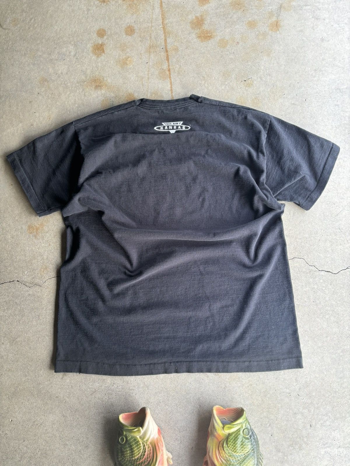 Vintage Crazy 90s No White Shoes After Labour Day Pinup Boxy Tee Size US XL / EU 56 / 4 - 2 Thumbnail