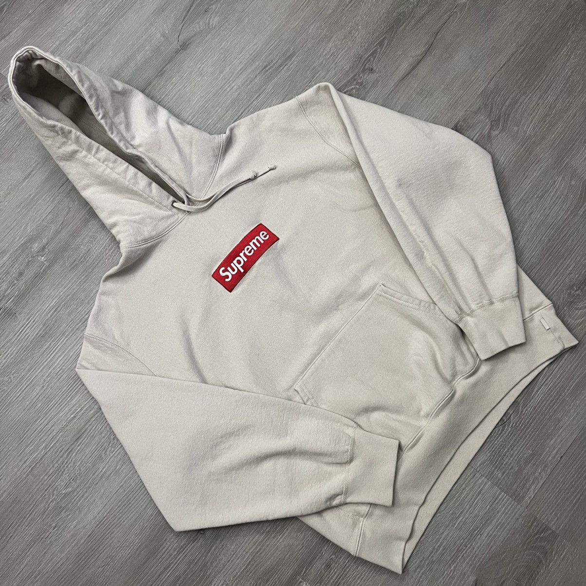 Supreme Supreme Box Logo Hoodie FW24 Size US M / EU 48-50 / 2 - 1 Thumbnail