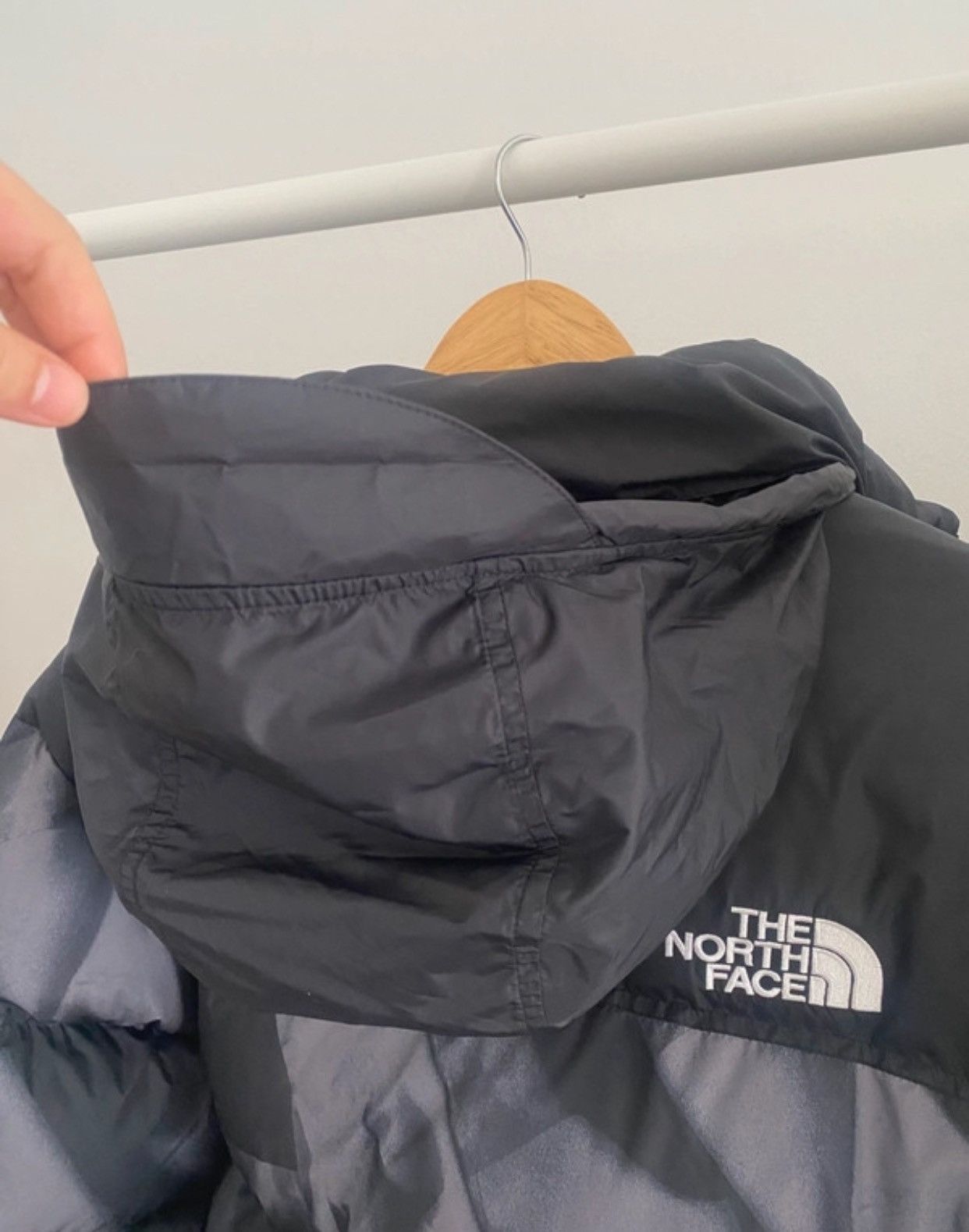 The North Face The North Face Nuptse 700 Size US L / EU 52-54 / 3 - 3 Thumbnail