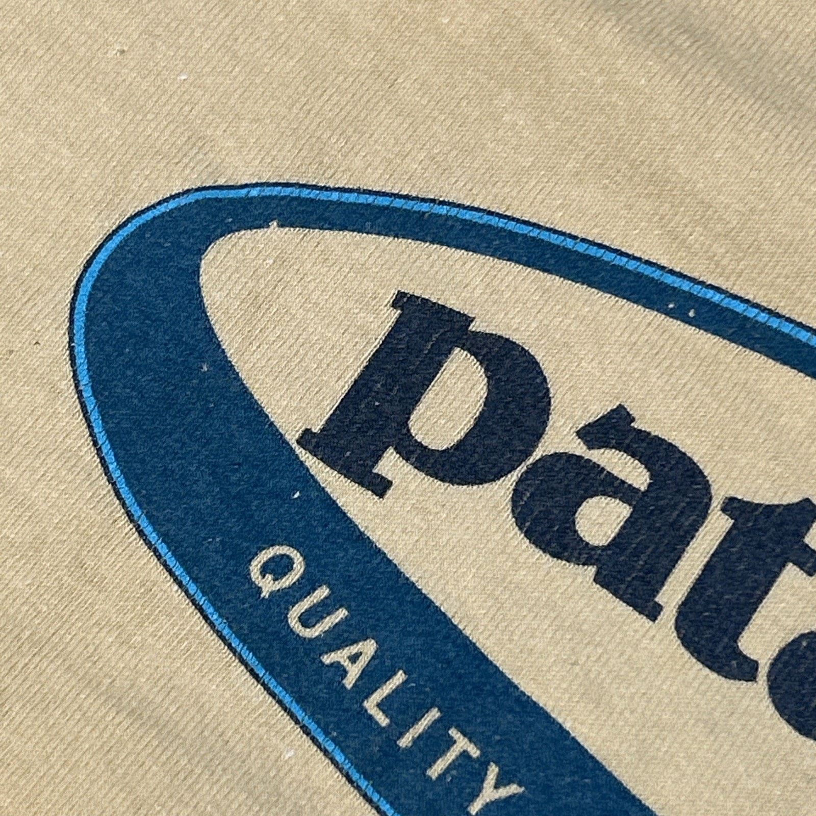 Patagonia USA Patagonia Logo T Shirt Womens Crop Large Skateboard VTG Size L / US 10 / IT 46 - 10 Thumbnail