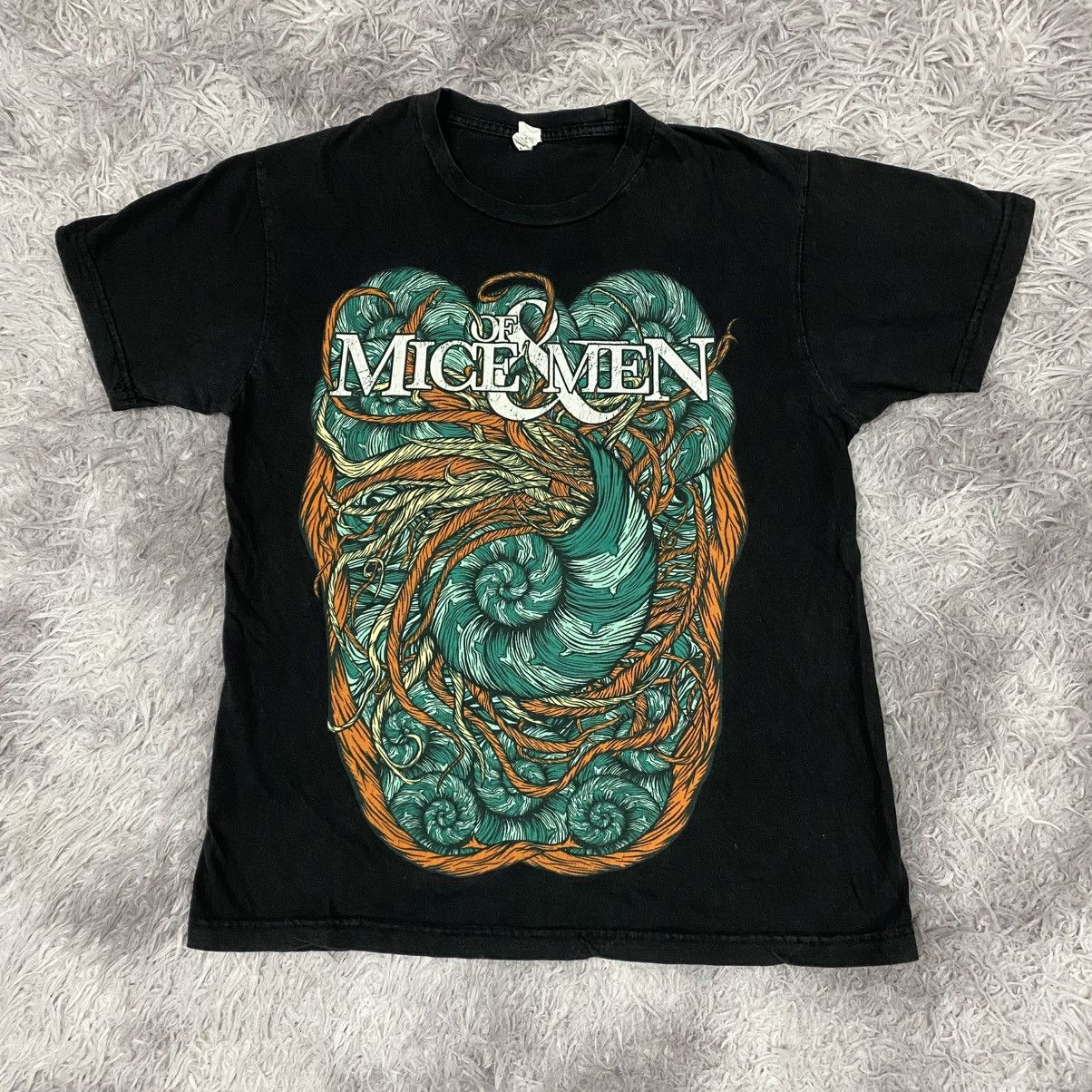 Band Tees × Tultex × Vintage Metalcore band of mice and men emo Size US M / EU 48-50 / 2 - 1 Thumbnail