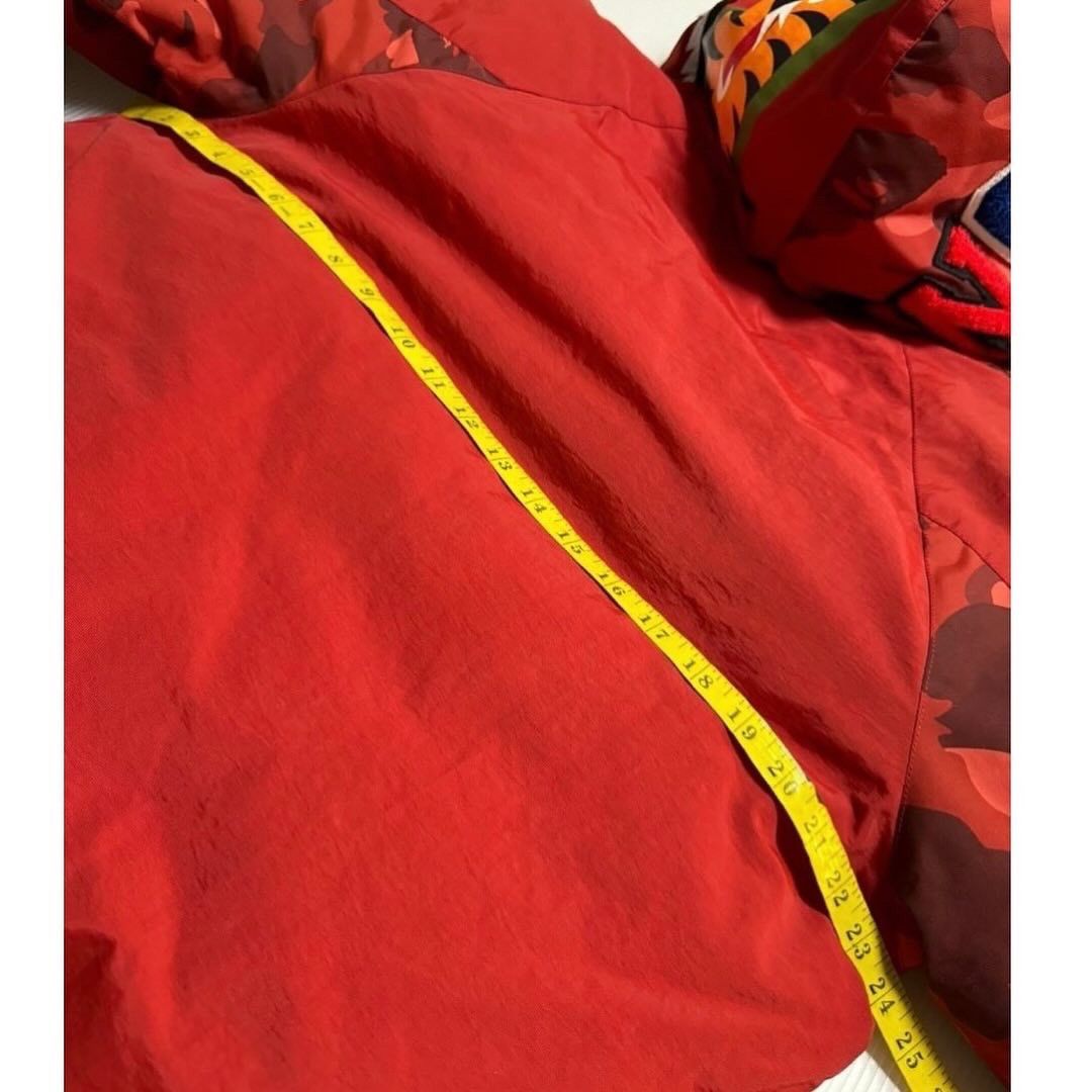 Bape BAPE Shark Puffer Down Jacket Red camo Size US L / EU 52-54 / 3 - 6 Thumbnail