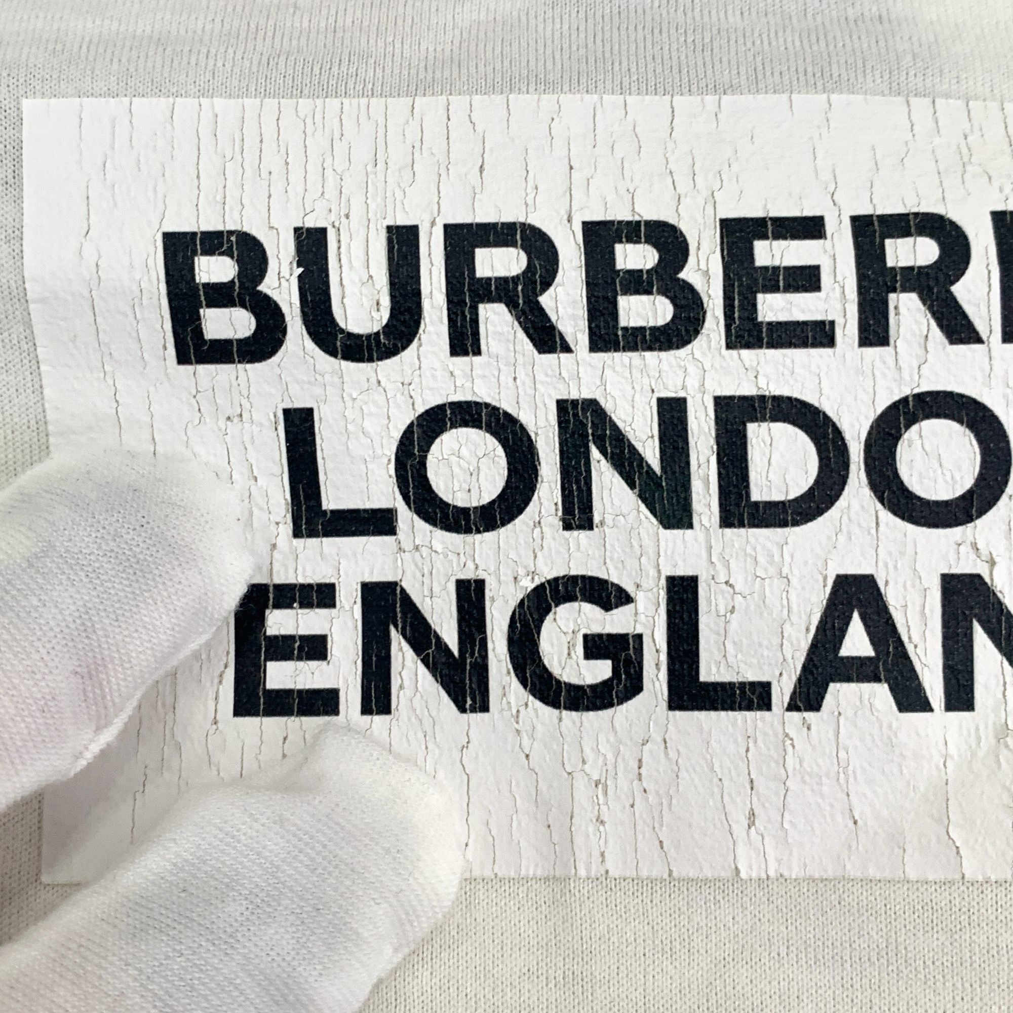 Burberry Burberry London England White T-Shirt With Deer Graphic Size S / US 4 / IT 40 - 8 Thumbnail