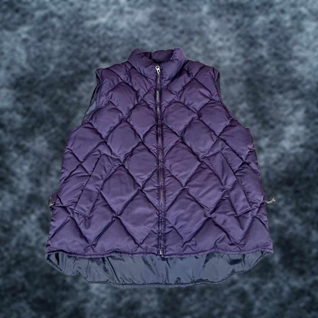Eddie Bauer VINTAGE Eddie Bauer Vest Womens Petite Medium Quilted Down Full Zip Purple Nylon Quilted Classic Outdoor Size M / US 6-8 / IT 42-44 - 1 Thumbnail