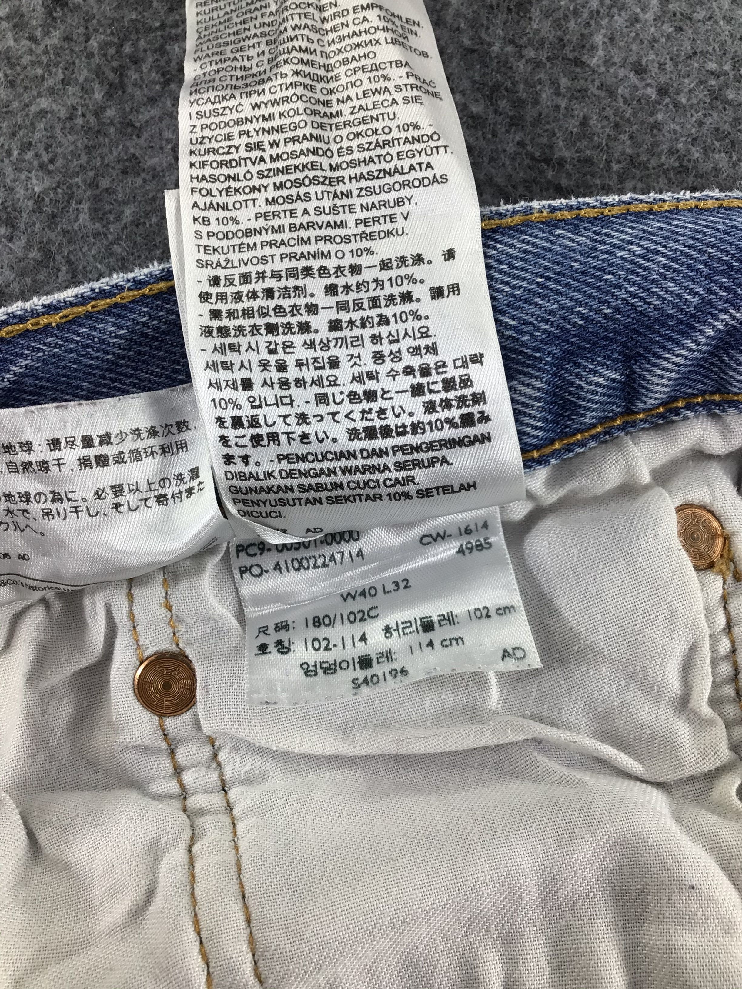Levi's Vintage Levis 501 Jeans Stone Wash Denim -J344 Size US 37 - 12 Thumbnail