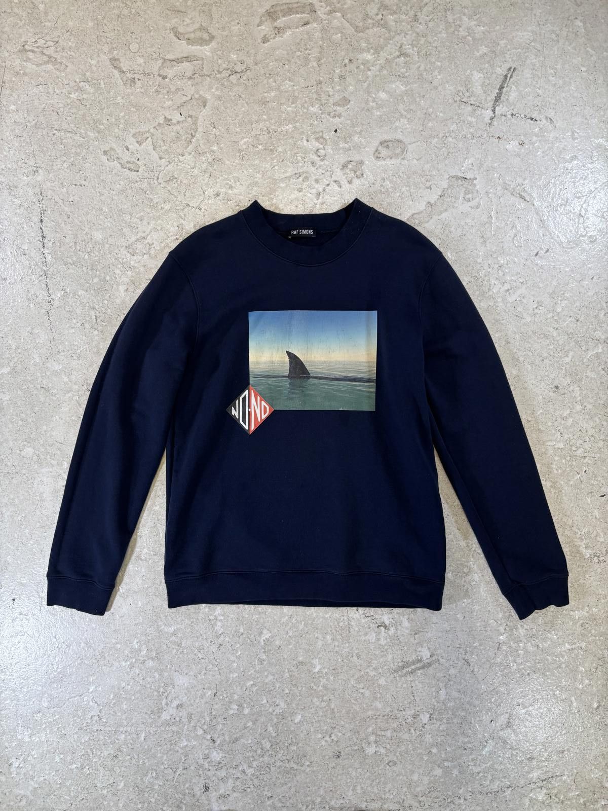Raf Simons Raf Simon’s Shark Crewneck Size US M / EU 48-50 / 2 - 1 Thumbnail