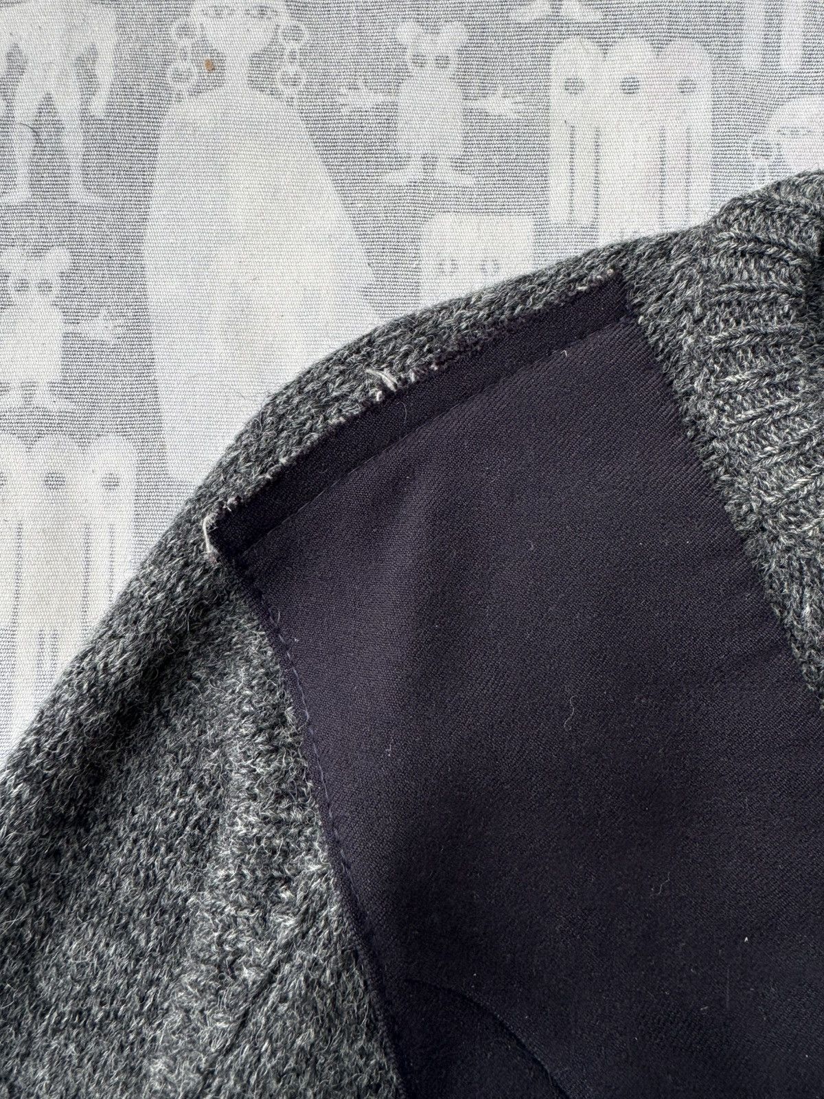 Maison Margiela Maison Martin Margiela AW04 Artisanal Docked Vest Sweater Size US L / EU 52-54 / 3 - 3 Thumbnail