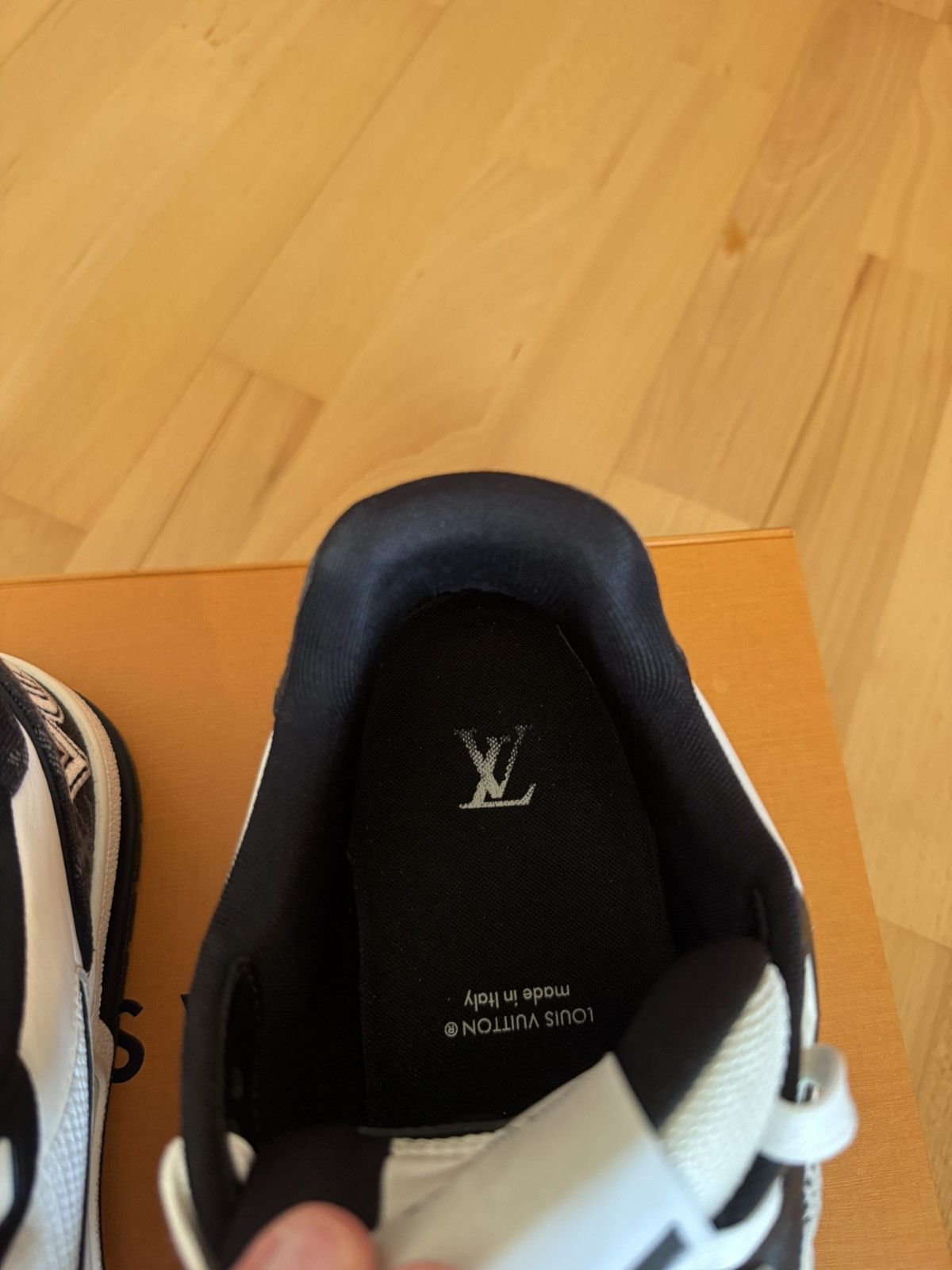 Louis Vuitton Louis Vuitton LV Trainer Black Denim Velcro Strap Size US 10 / EU 43 - 14 Thumbnail
