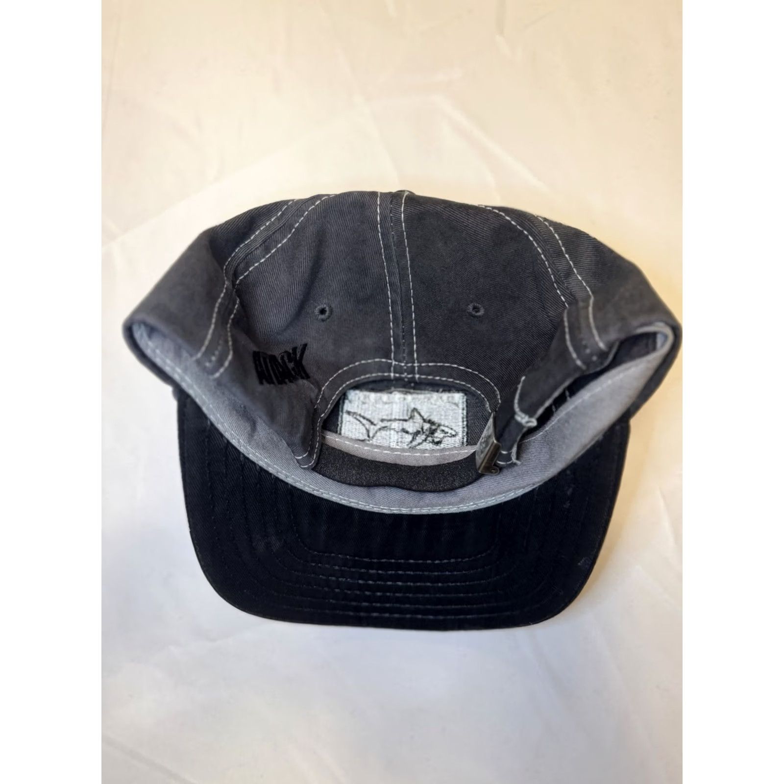 PGA Tour VINTAGE GREG NORMAN Golf PGA Tour Shark Attack Cap Hat Black Leather Band Adjustable Men Size ONE SIZE - 5 Thumbnail
