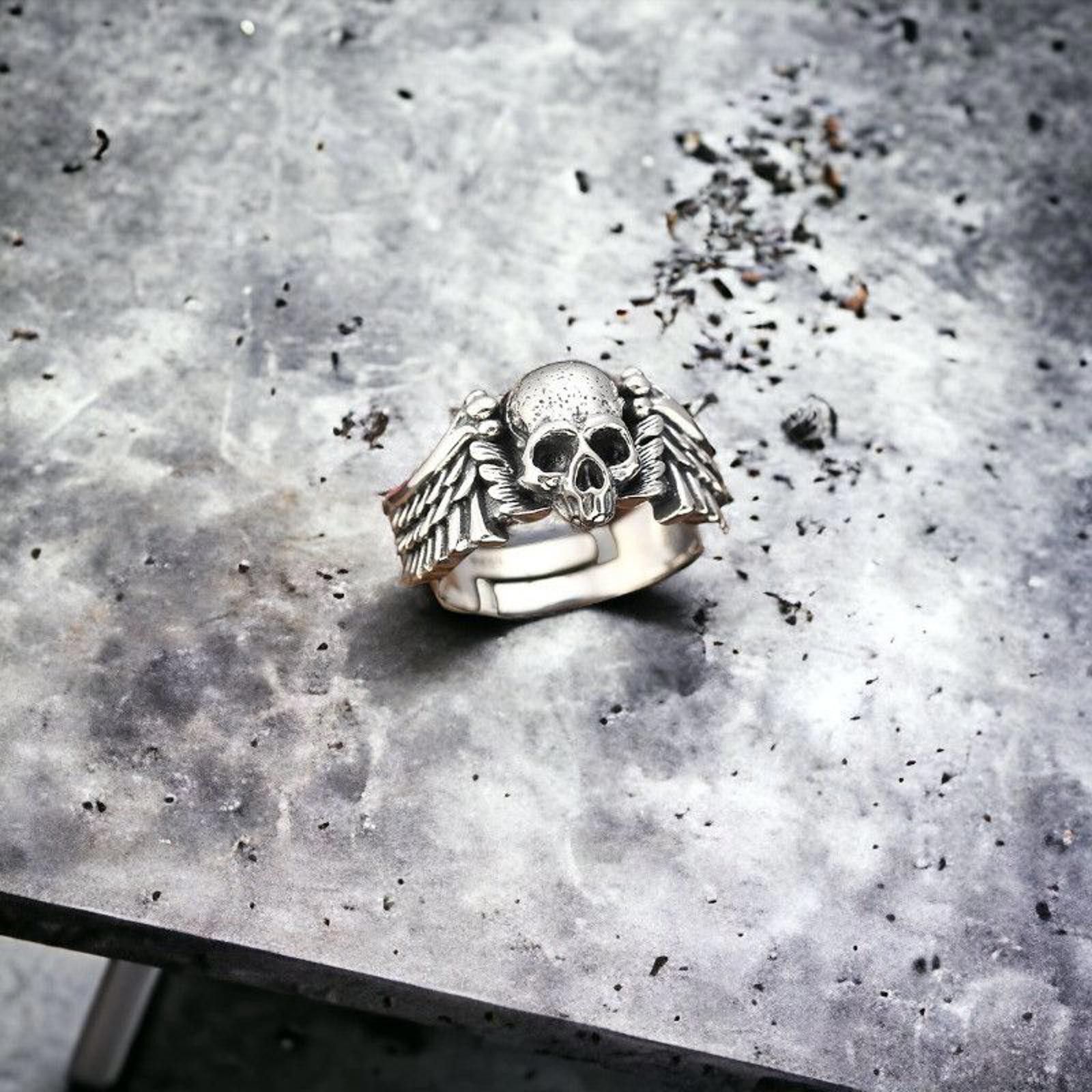 Jewelry Skull Ring Size ONE SIZE - 4 Thumbnail