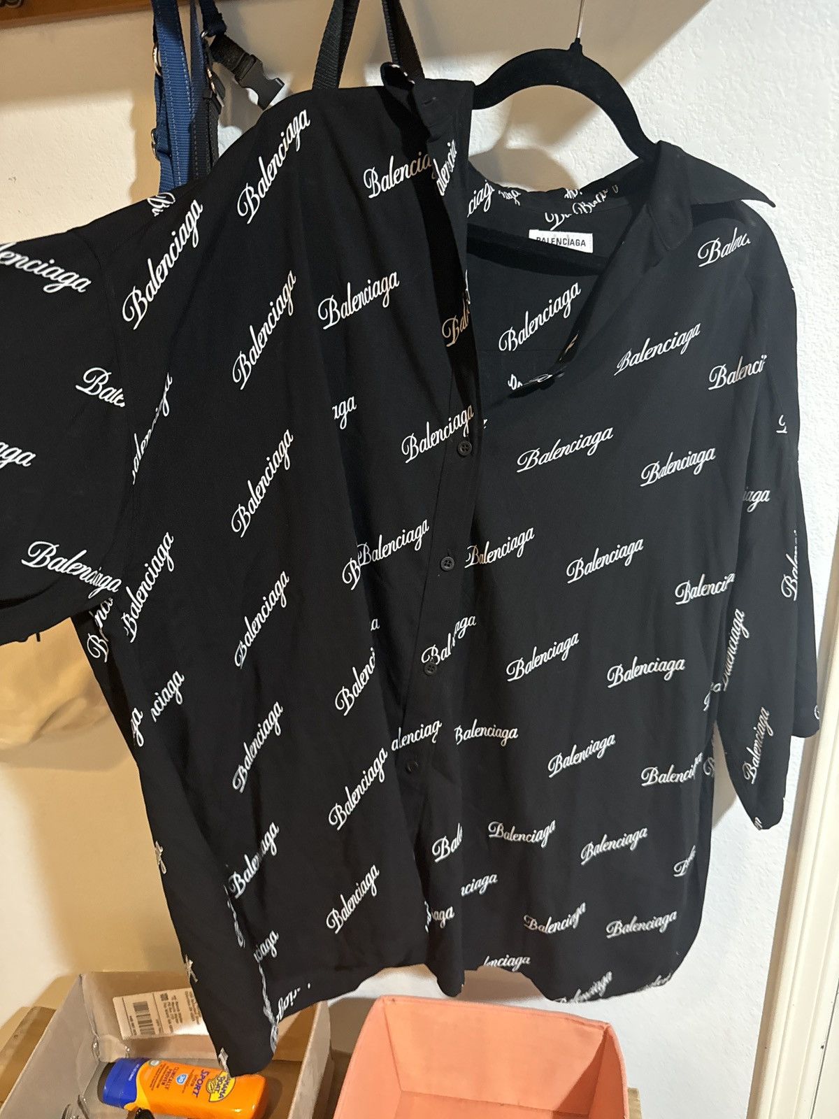 Balenciaga Balenciaga all over letter button up Size US L / EU 52-54 / 3 - 1 Thumbnail