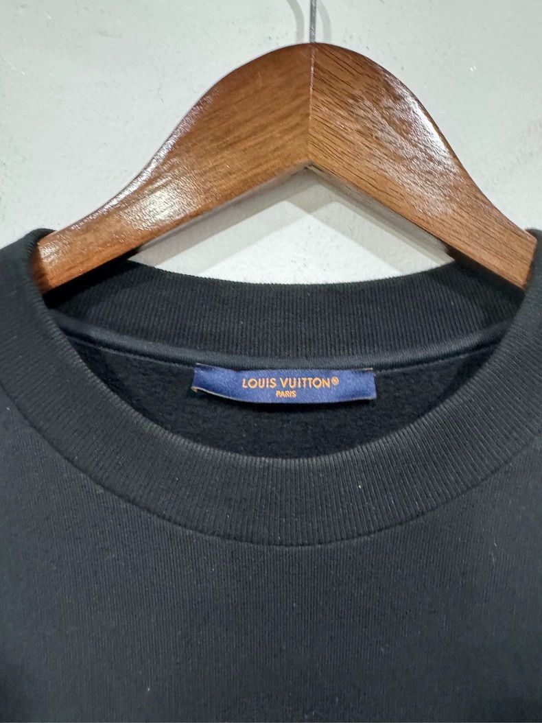 Louis Vuitton Louis Vuitton Owl Embroidered long sleeves 2503-Nextarrow Size US L / EU 52-54 / 3 - 2 Thumbnail