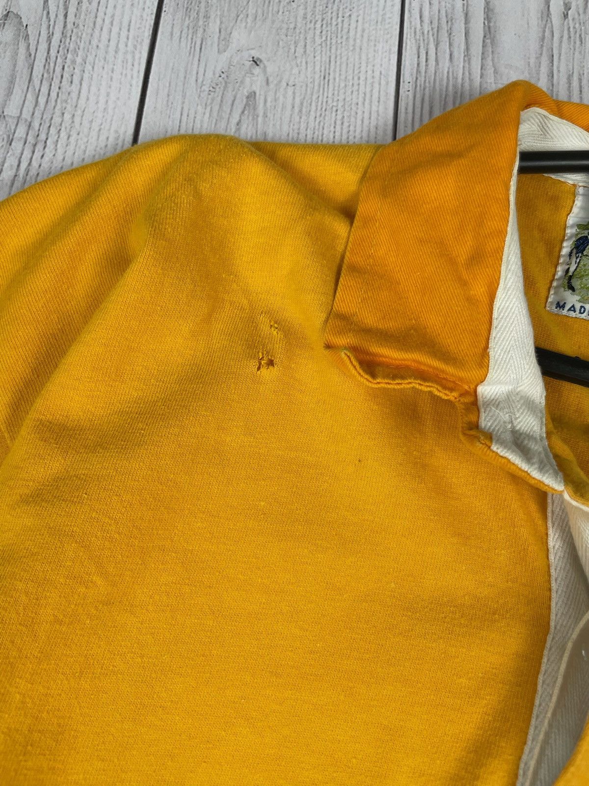 Vintage Vintage Australia rugby jersey size L distressed yellow Size US L / EU 52-54 / 3 - 4 Thumbnail