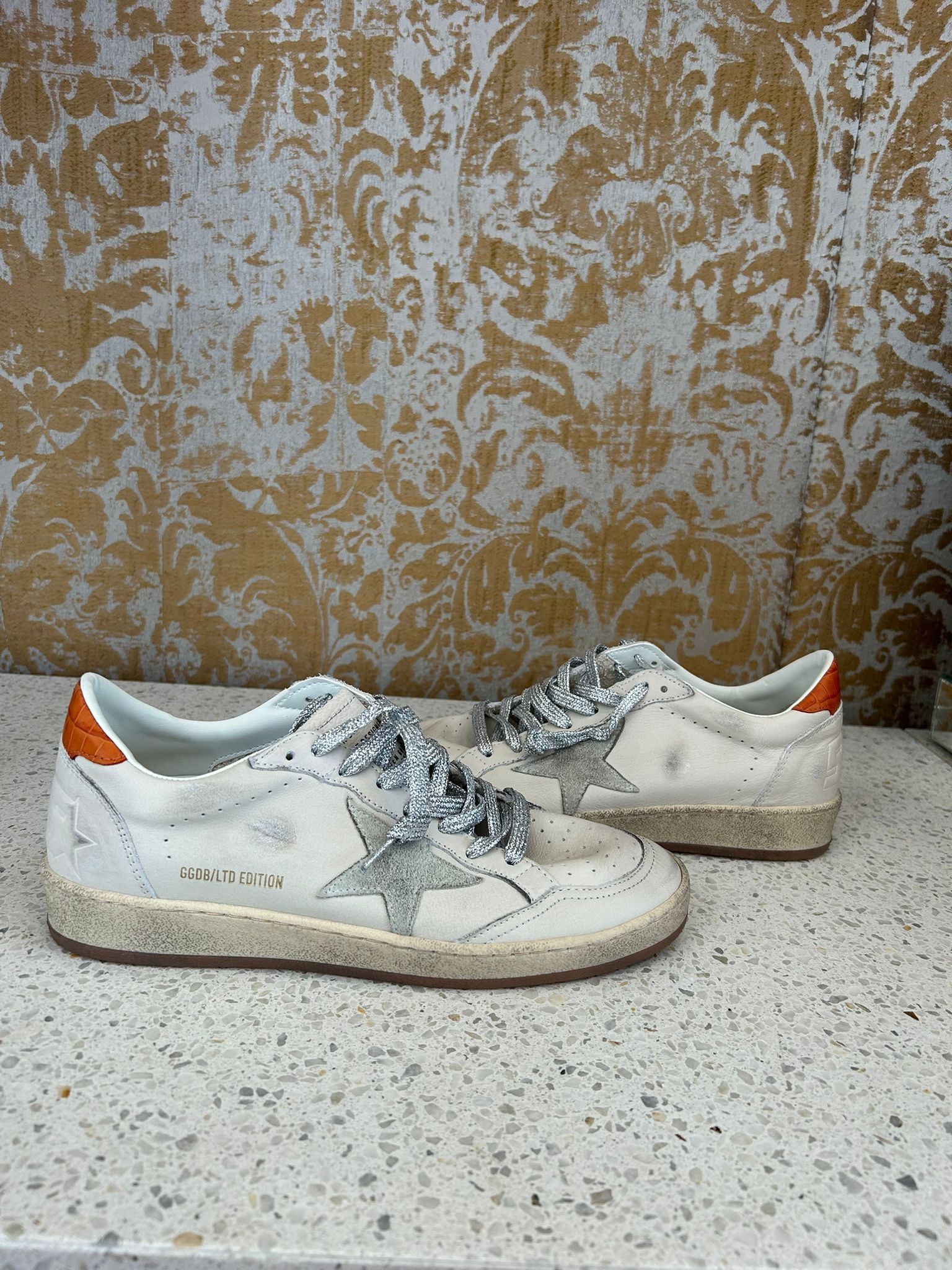 Golden Goose o1bcso1str0725 Ballstar Sneakers in White Size US 9 / IT 39 - 1 Preview