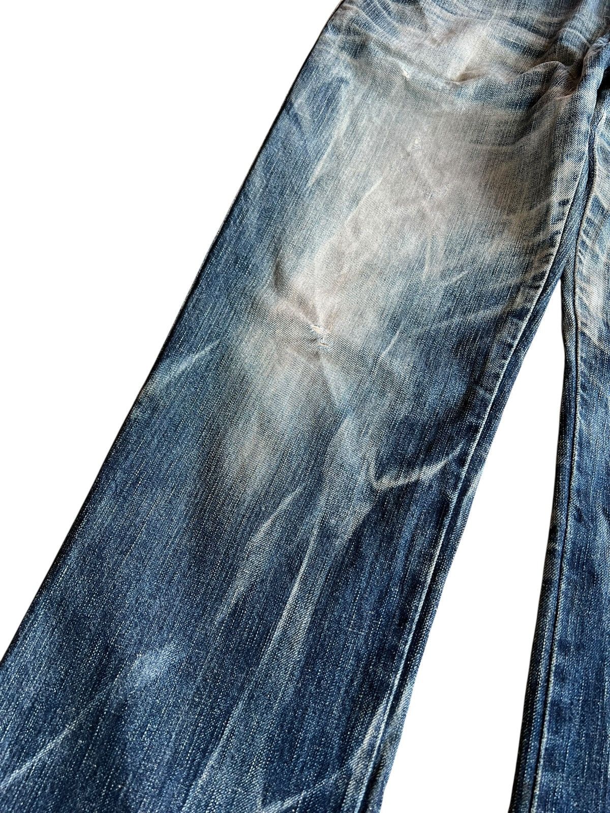 Edwin Vintage Flare Edwin 503 Blue Trip Clawmark Distress Jean Size US 33 - 6 Thumbnail