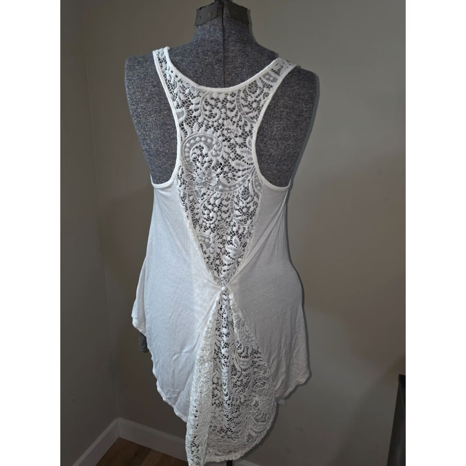 Vintage YouAreNotAlone Tank Top Blouse Women's White Crochet Racerback Sleeveless Floral Beach Summer Casual High Low FlowY Racerback Scoop Neck Womens S Size S / US 4 / IT 40 - 5 Thumbnail