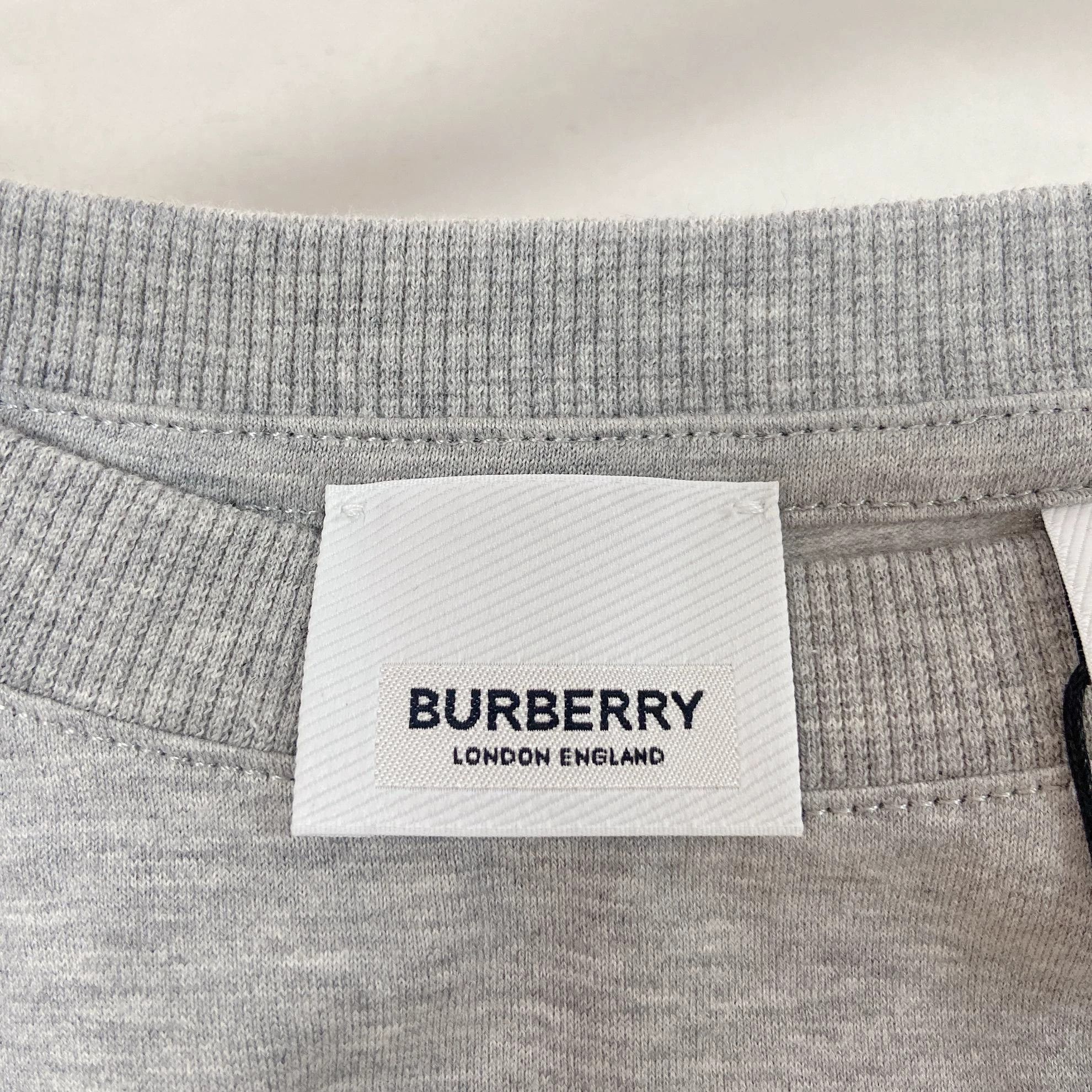 Burberry Burberry Gray Embroidered T-Shirt L with Tags 8062 Size US L / EU 52-54 / 3 - 7 Thumbnail