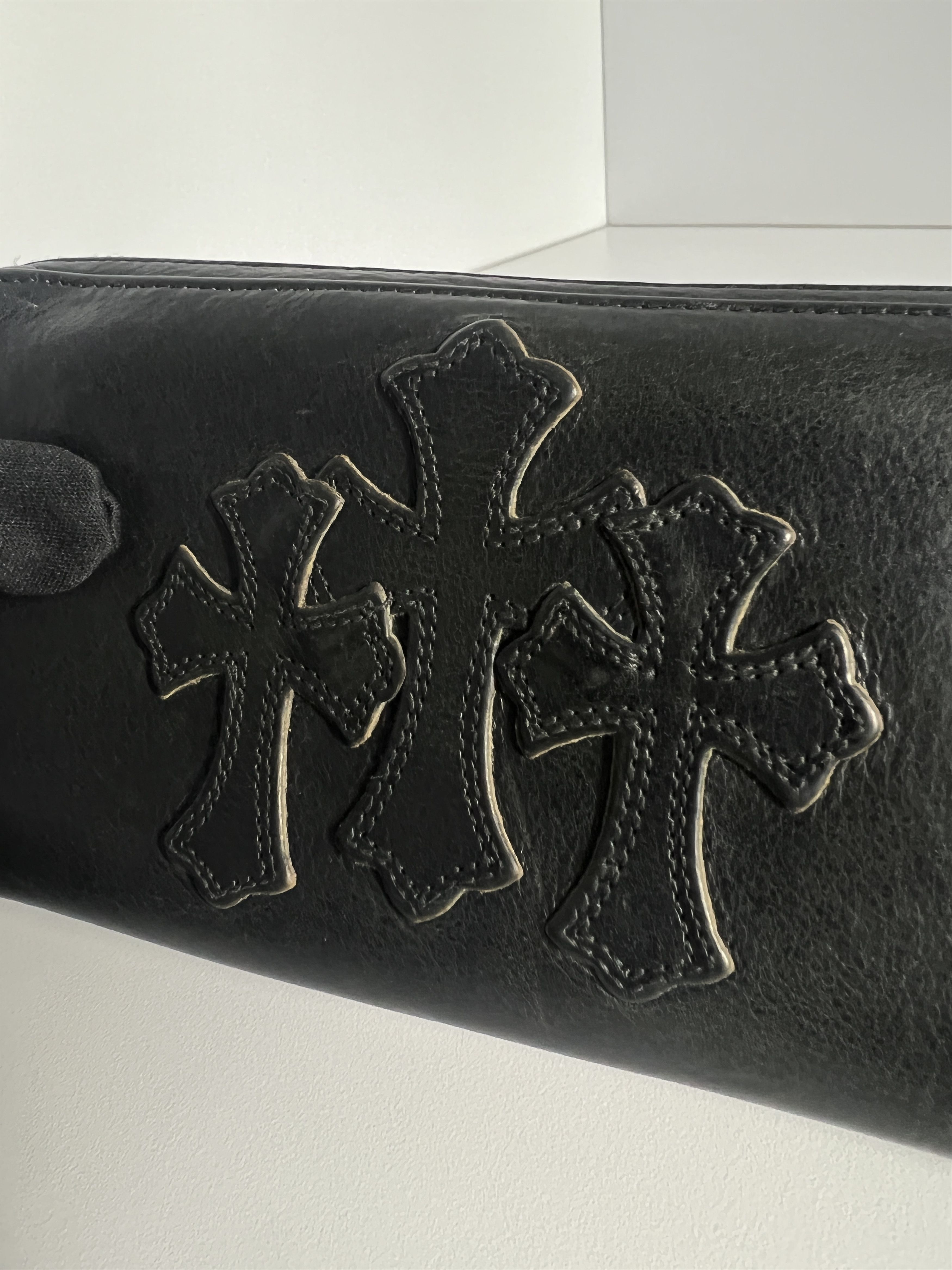 Chrome Hearts Chrome Hearts Cemetery Cross Patch Zip Wallet Black Size ONE SIZE - 4 Thumbnail