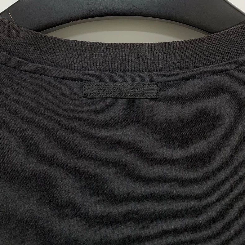 Prada Prada Short Sleeve TShirt XXL Excellent Condition-2506 Size US XXL / EU 58 / 5 - 6 Thumbnail