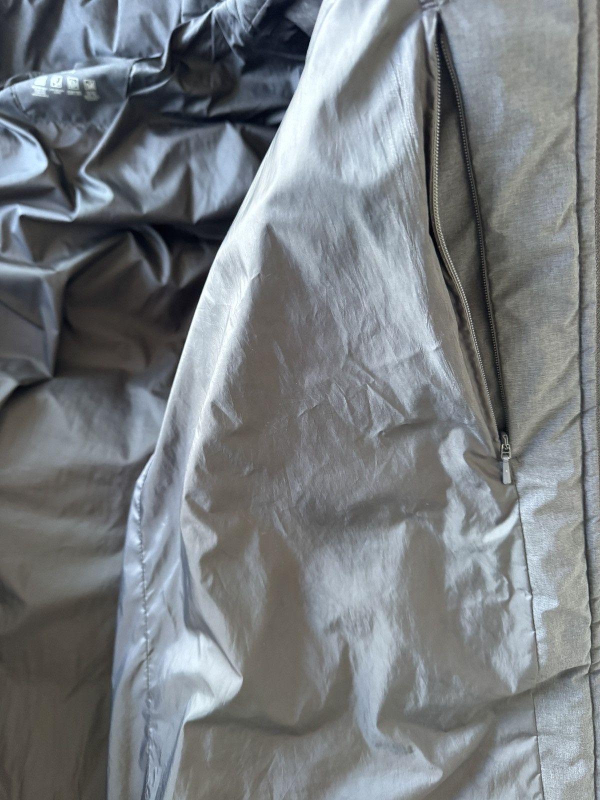 Uniqlo Seamless Down Coat - XL Size US XL / EU 56 / 4 - 4 Thumbnail