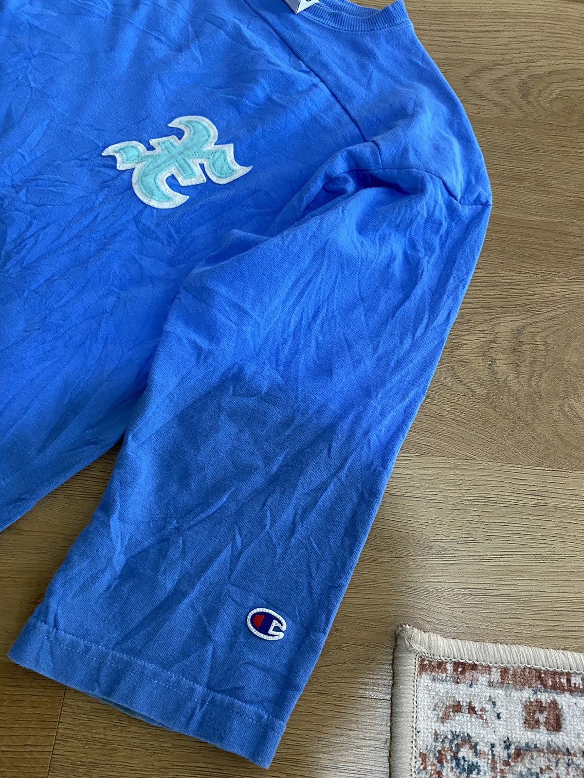 Champion × Japanese Brand Tshirt 3Quaters Champion X xGirl Size US XL / EU 56 / 4 - 10 Thumbnail