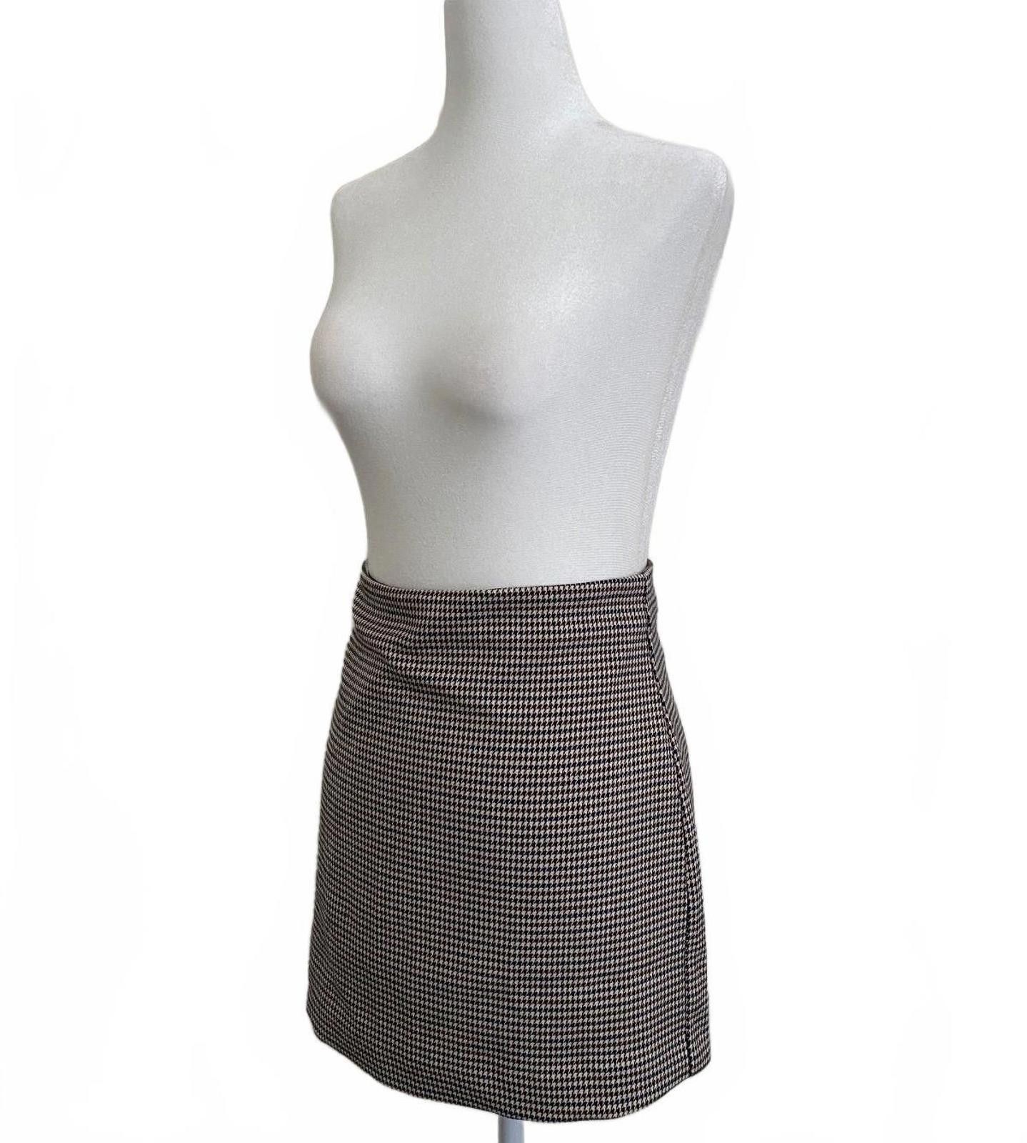 Mango NWT MANGO Mini Skirt in Houndstooth (X-SMALL) Size 26" / US 2 / IT 38 - 2 Thumbnail