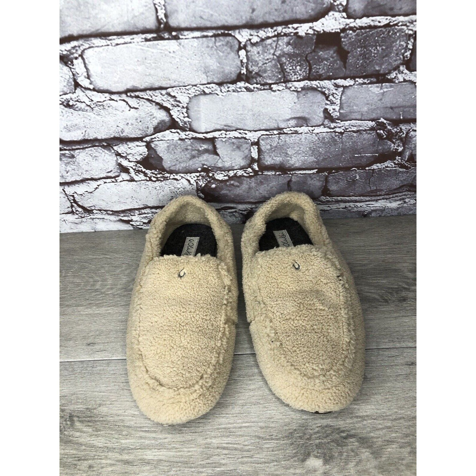 Olukai OLUKAI Nohea Heu Tan Sandbar Faux Fur Slippers Loafers Shoes Size US 8 / IT 38 - 16 Thumbnail