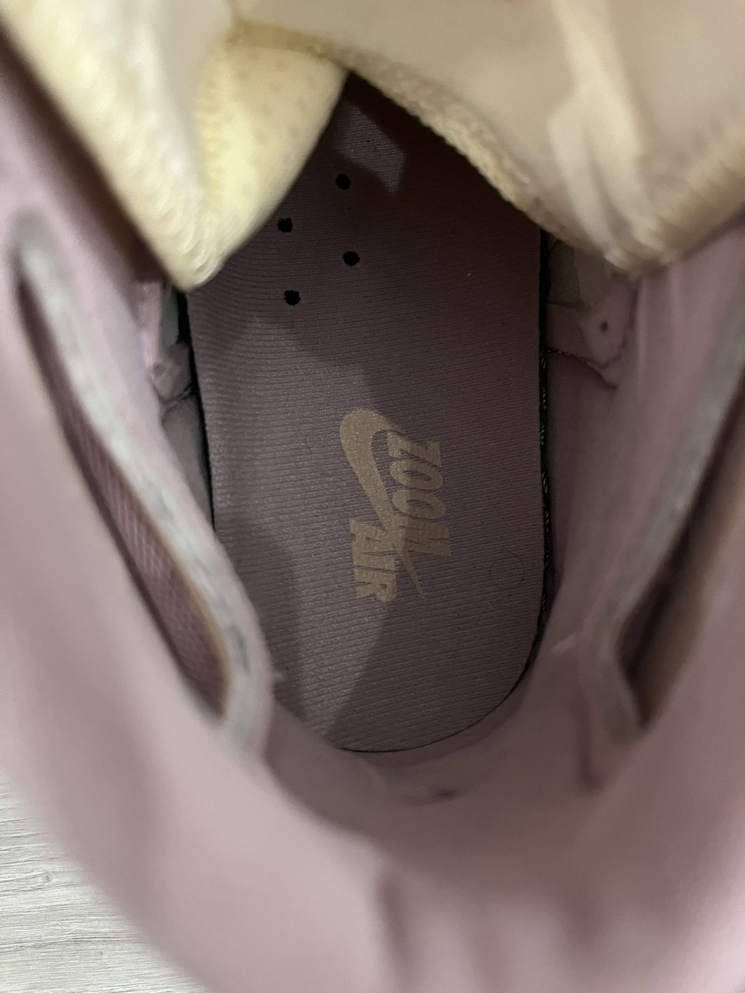 Jordan Brand Air Jordan 1 Zoom CMFT 2 Size US 10.5 / IT 40.5 - 11 Thumbnail