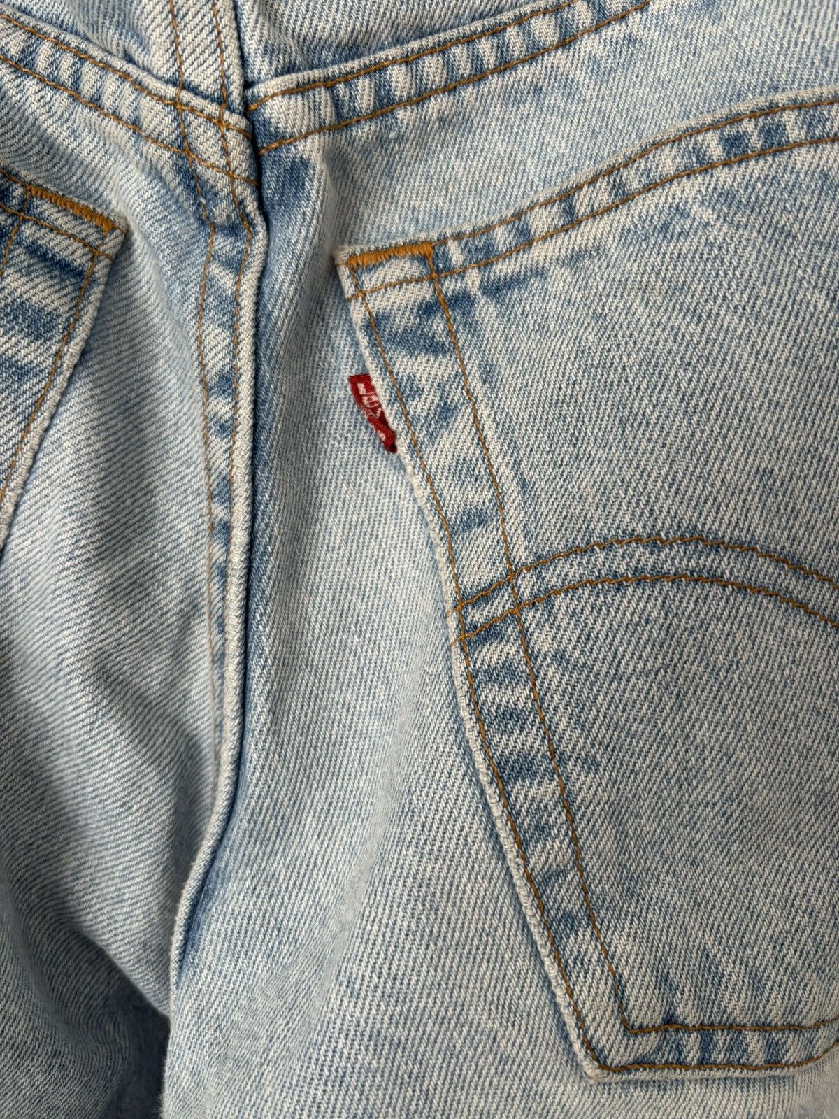 Levi's Vintage 90s 570 Levi's Light Wash Jeans Size US 34 / EU 50 - 8 Thumbnail