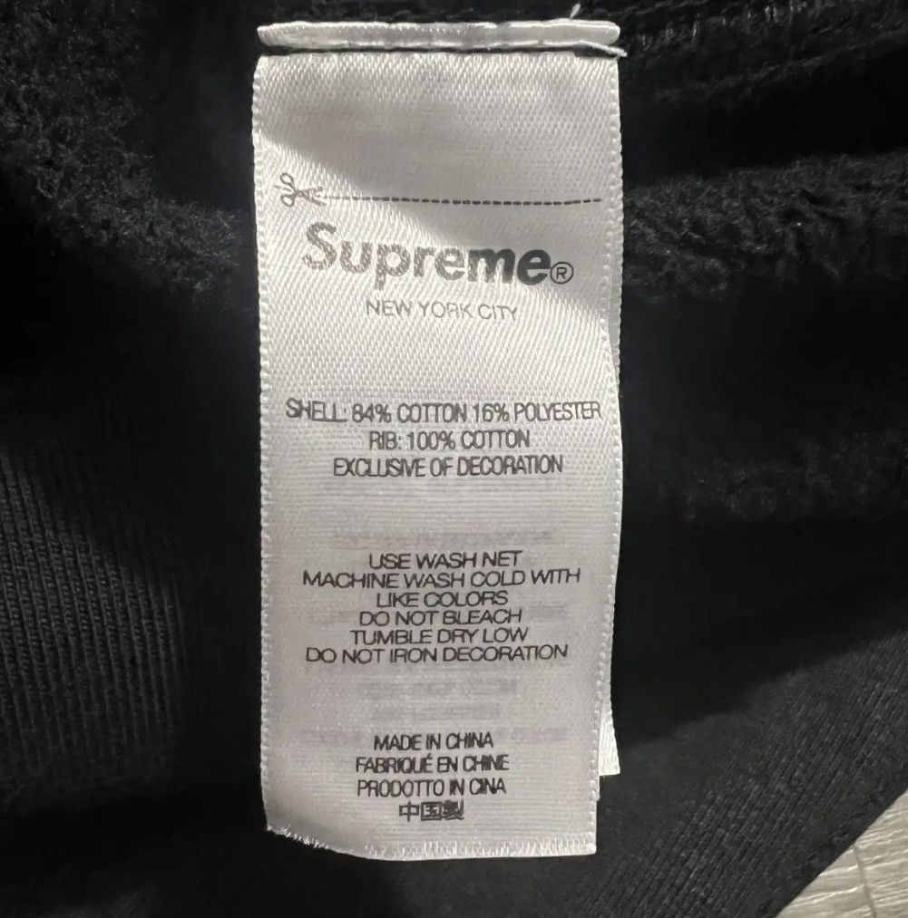 Supreme Supreme Washed Box Logo Crewneck black. Size Medium Size US M / EU 48-50 / 2 - 6 Thumbnail