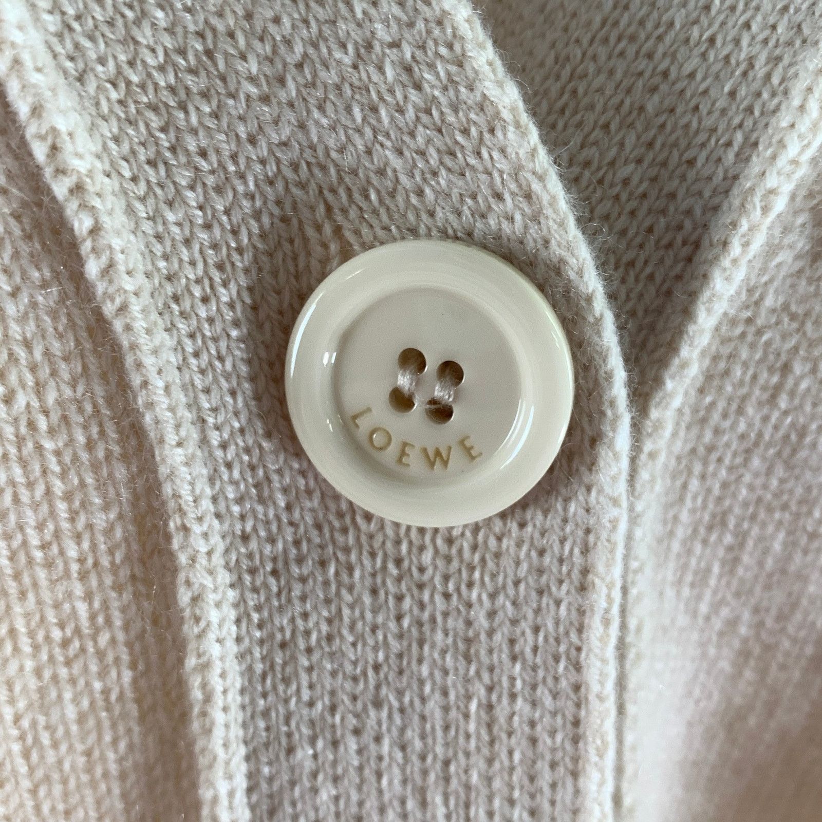 Loewe LOEWE Size M Cream Cashmere Blend Asymmetric Cardigan Size M / US 6-8 / IT 42-44 - 5 Thumbnail