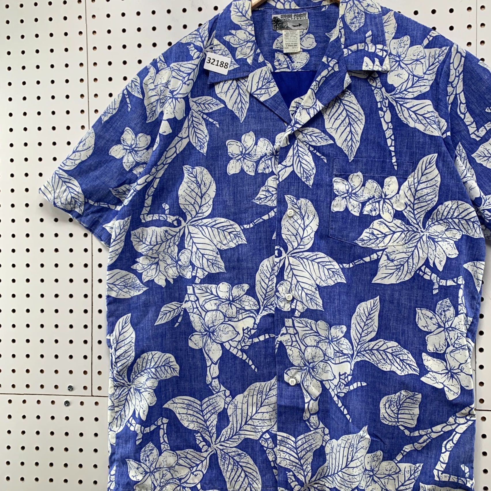 Vintage VINTAGE Kona Coast Hawaii Button-Up Shirt Mens Large Blue Floral Made USA 24x30.5 Size US L / EU 52-54 / 3 - 3 Thumbnail