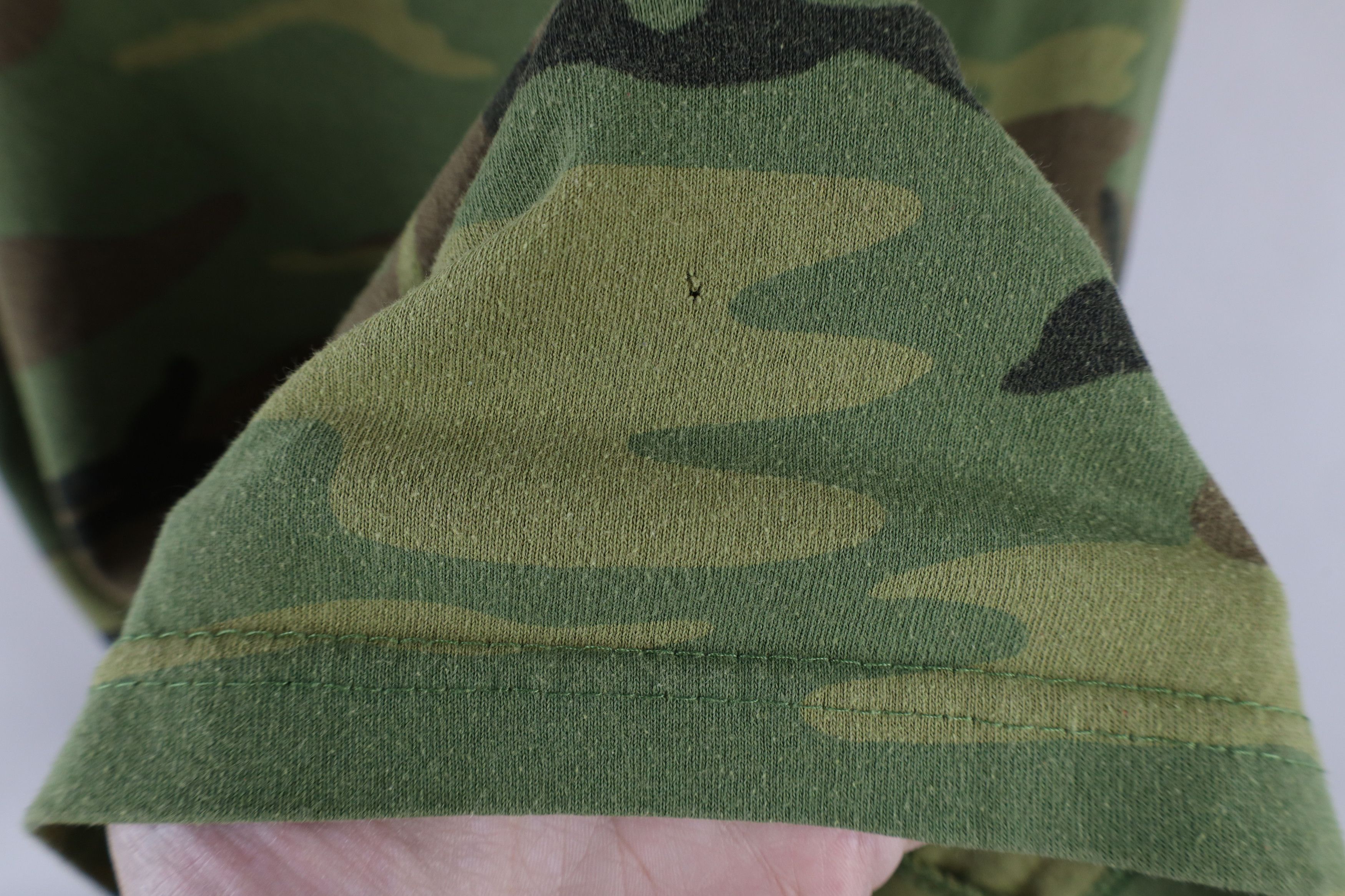 Vintage Vintage Streetwear Faded Camouflage Short Sleeve T-Shirt Size US M / EU 48-50 / 2 - 5 Thumbnail