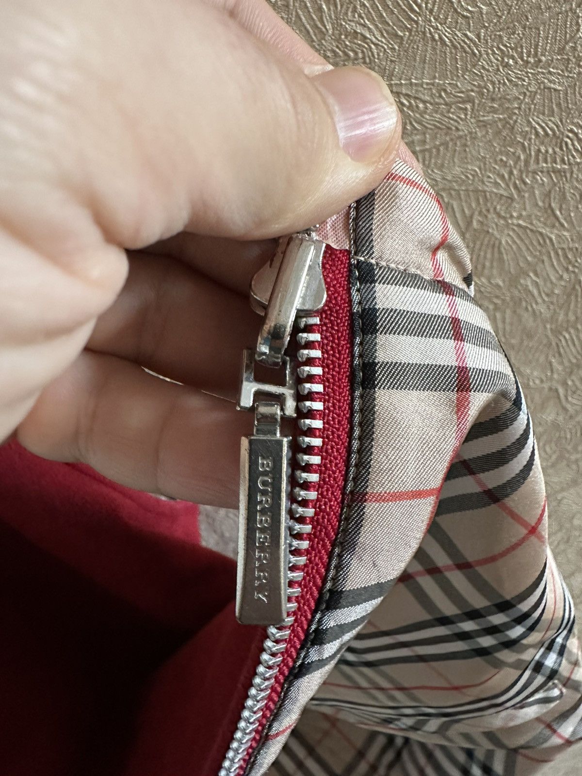 Burberry Burberry double-sided vest size M red/ multicolor Size US M / EU 48-50 / 2 - 6 Thumbnail