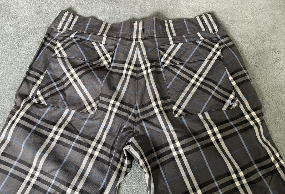 Burberry AUTHENTIC BURBERRY CLASSIC CHECK PANTS Size US 32 / EU 48 - 14 Thumbnail