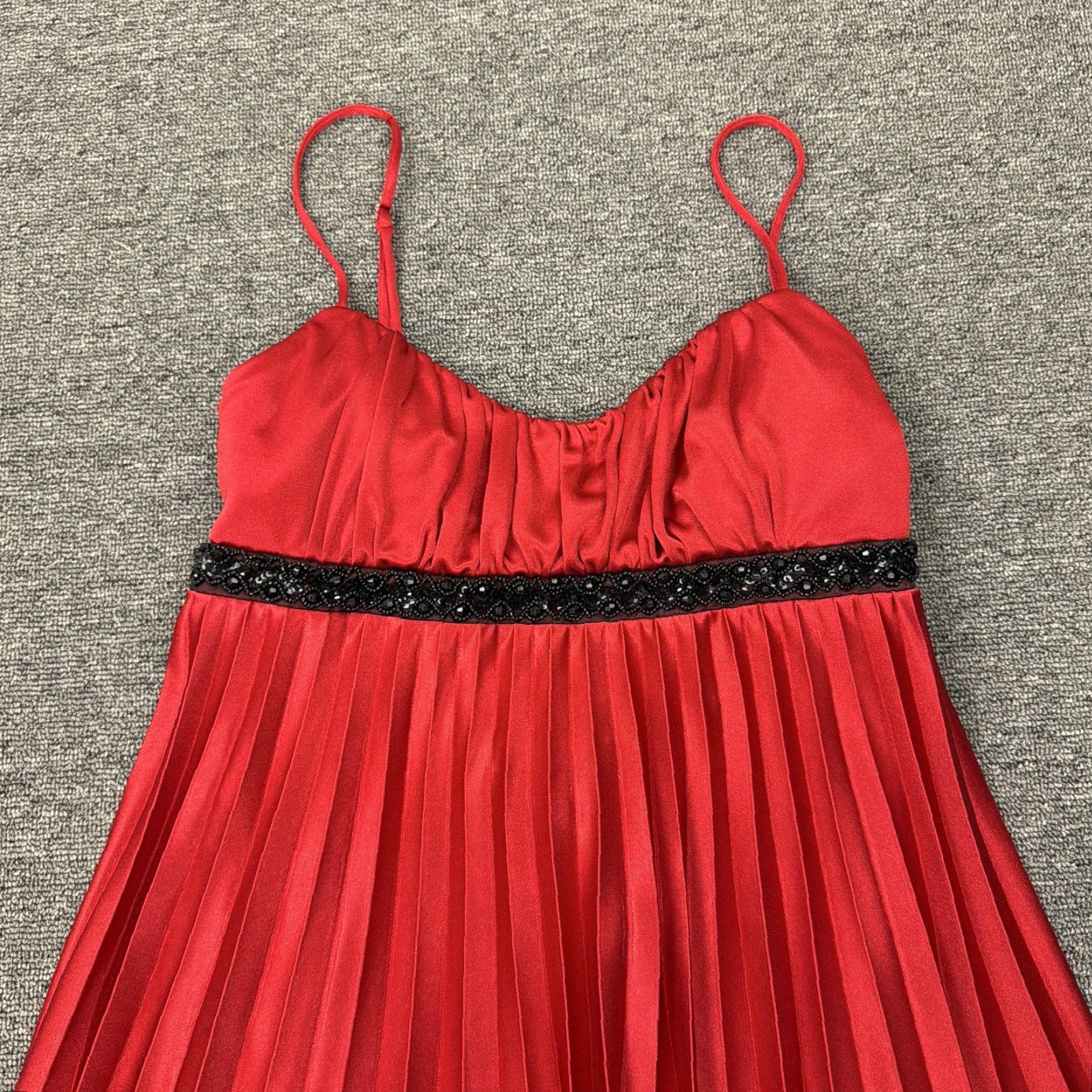 Vintage Speechless Dress Juniors M Red Satin Pleated Fit Flare Sequin Belt Party Mini Nightclub Dress Size M / US 6-8 / IT 42-44 - 2 Thumbnail