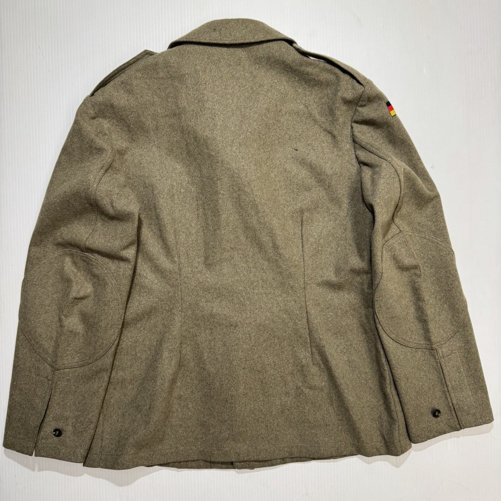 Other Vintage Authentic Wool Military Jacket MILITARY GEAR German Size US L / EU 52-54 / 3 - 5 Thumbnail