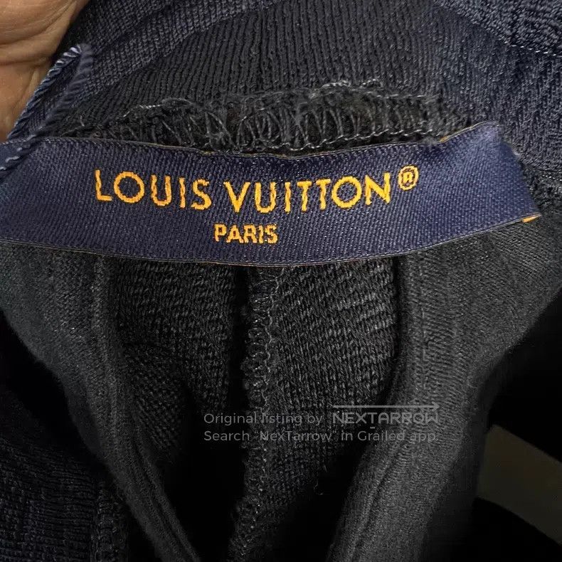 Louis Vuitton Louis Vuitton size m SS24 solid embossed presbyopic Jersey Size US 28 / EU 44 - 4 Thumbnail